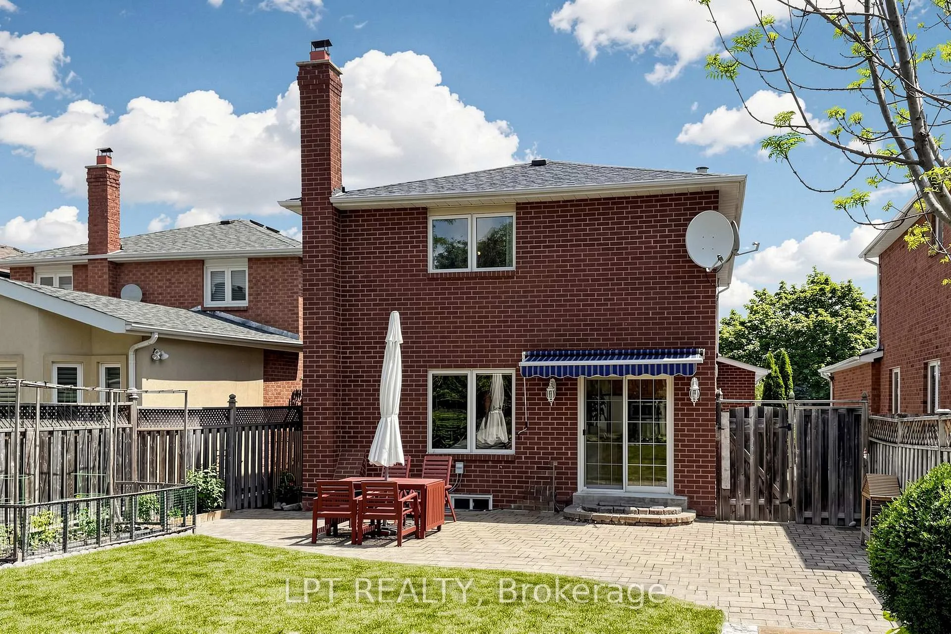 Photo 30 of 30 Pentland Crescent, Vaughan, Maple — HOMEH