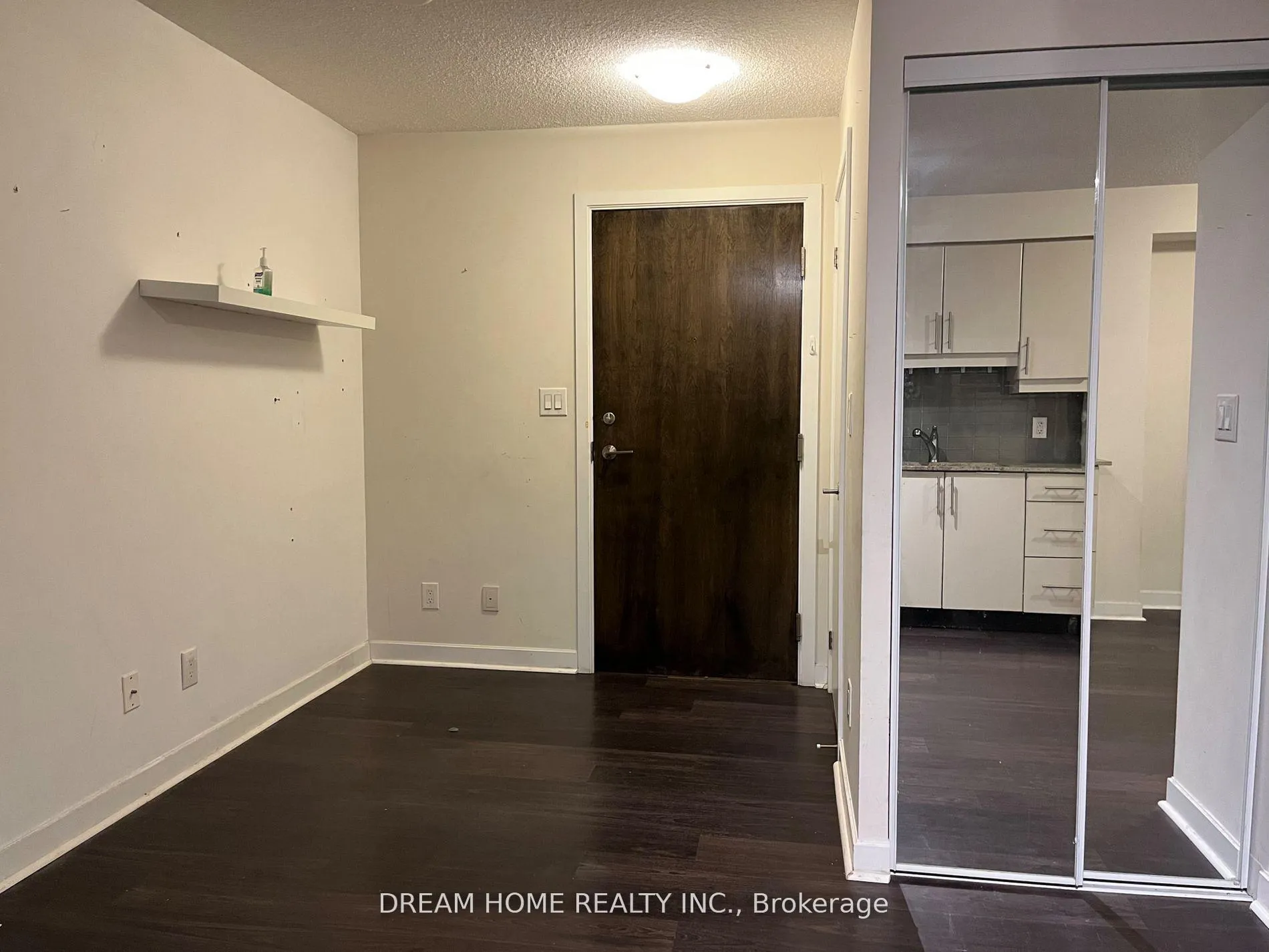 Photo 2 of Unit 1413, 33 Bay Street, Toronto, Waterfront Communities — HOMEH