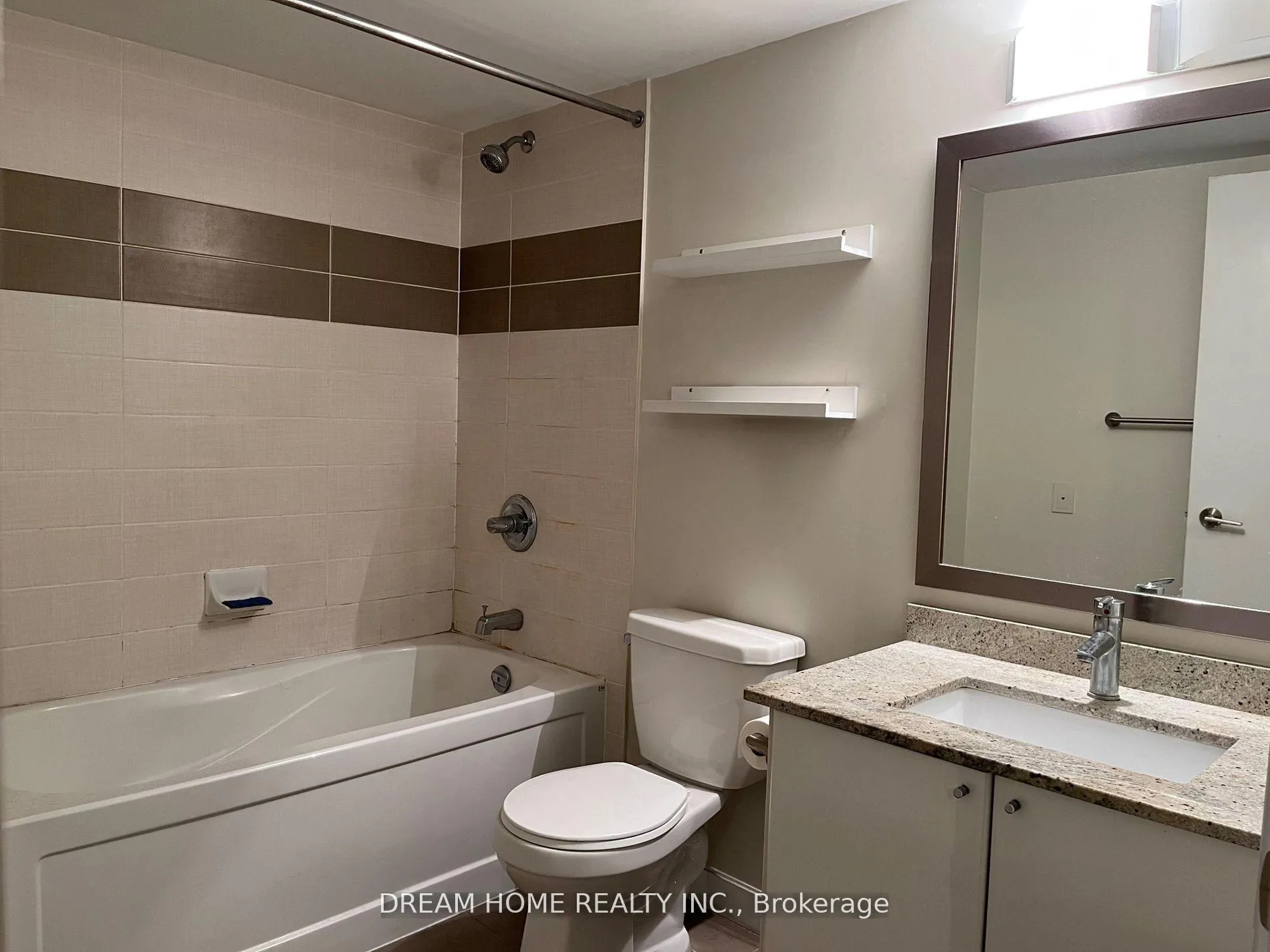 Photo 8 of Unit 1413, 33 Bay Street, Toronto, Waterfront Communities — HOMEH