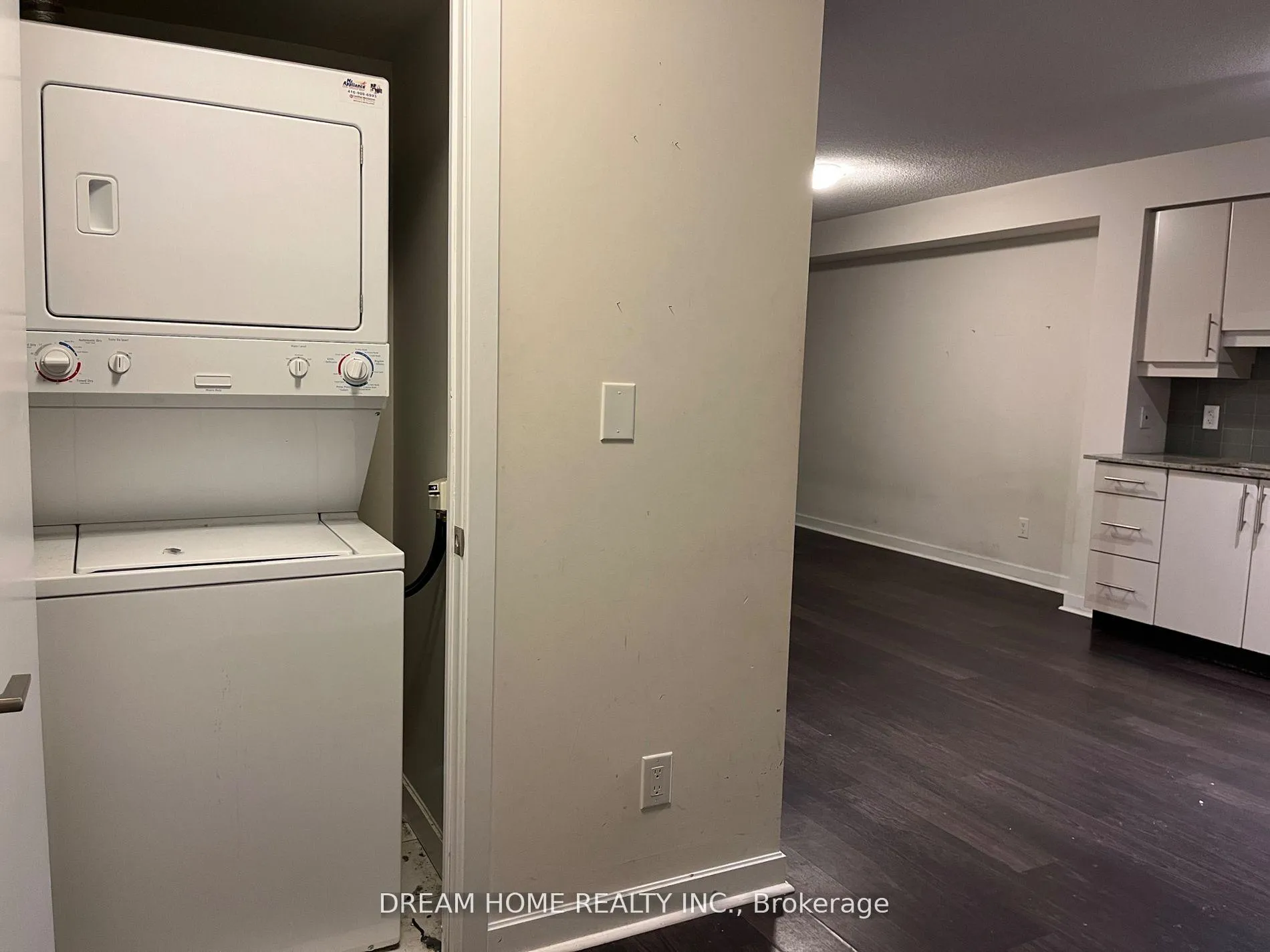 Photo 9 of Unit 1413, 33 Bay Street, Toronto, Waterfront Communities — HOMEH