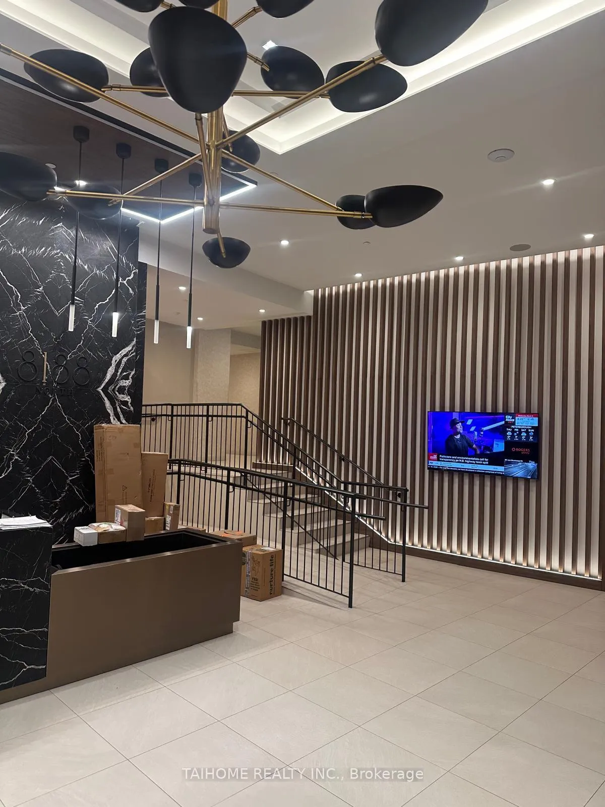 Photo 5 of Unit 412, 8188 Yonge Street E, Vaughan, Uplands — HOMEH