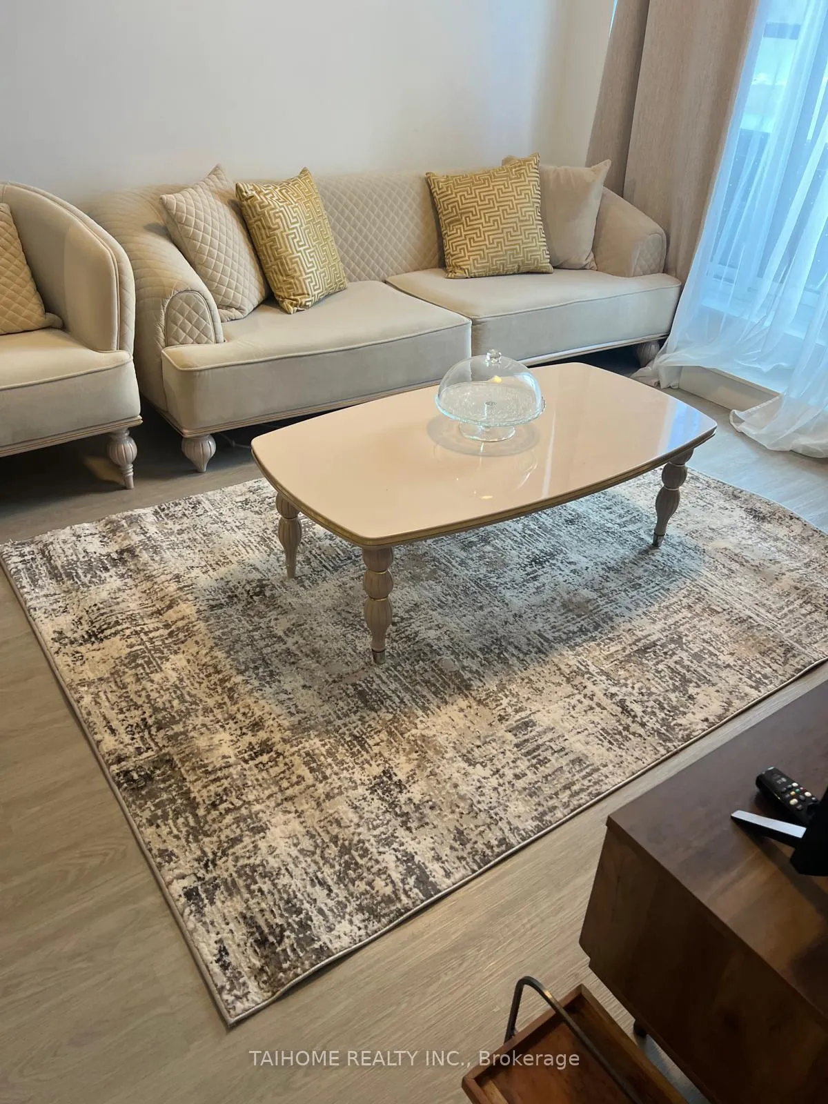 Photo 13 of Unit 412, 8188 Yonge Street E, Vaughan, Uplands — HOMEH