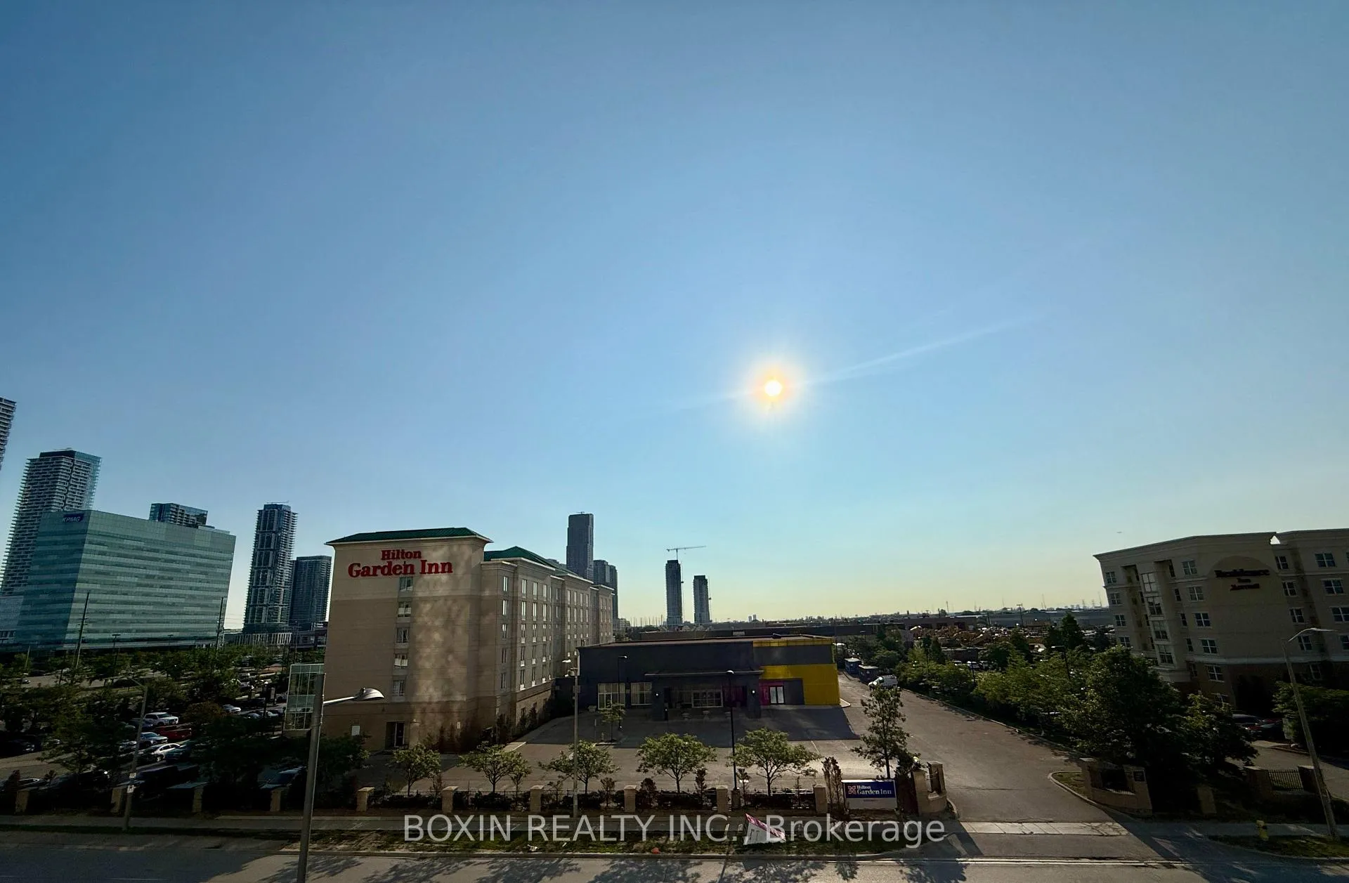 Photo 18 of Unit 515, 28 Interchange Way, Vaughan, Vaughan Corporate Centre — HOMEH
