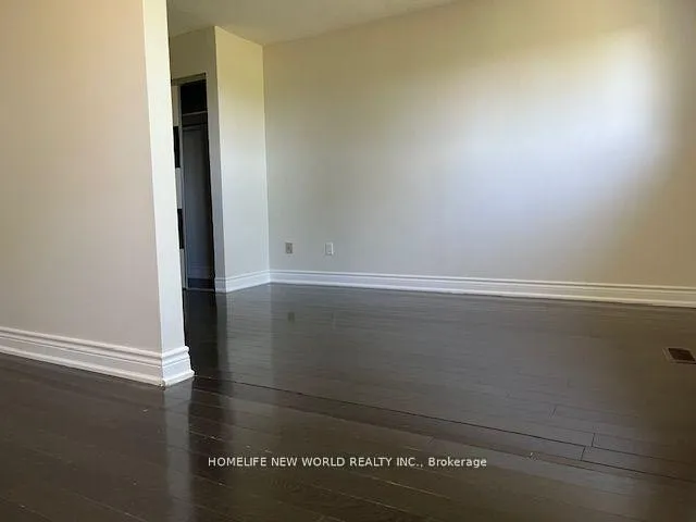 Photo 4 of 52 Harness Circle, Markham, Milliken Mills East — HOMEH