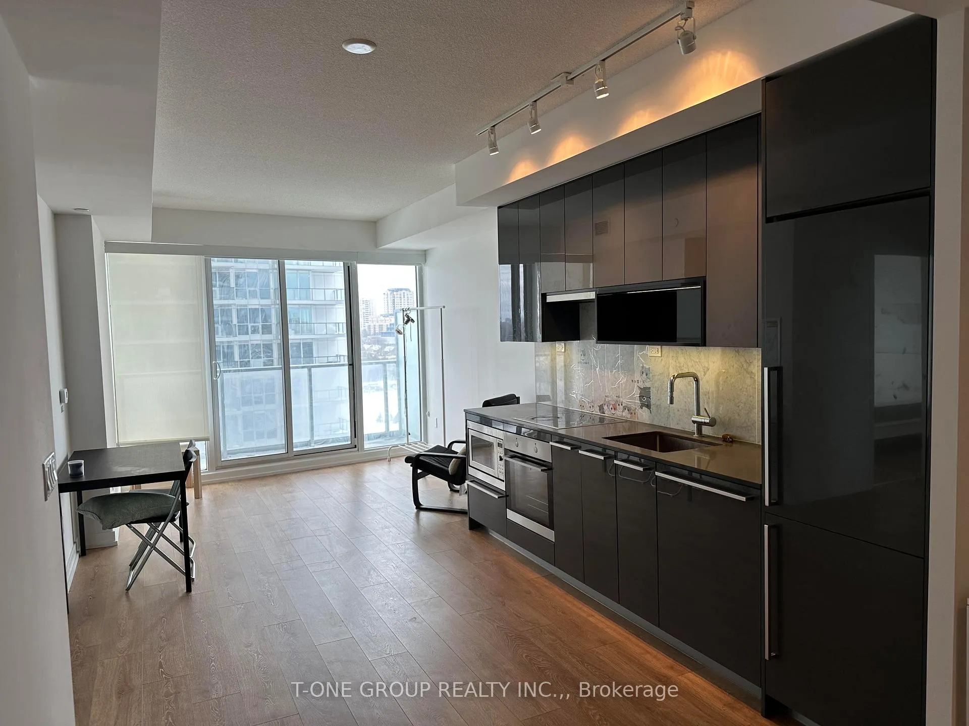 Photo 3 of Unit 1501, 115 Mcmahon Drive, North York, Bayview Village — HOMEH
