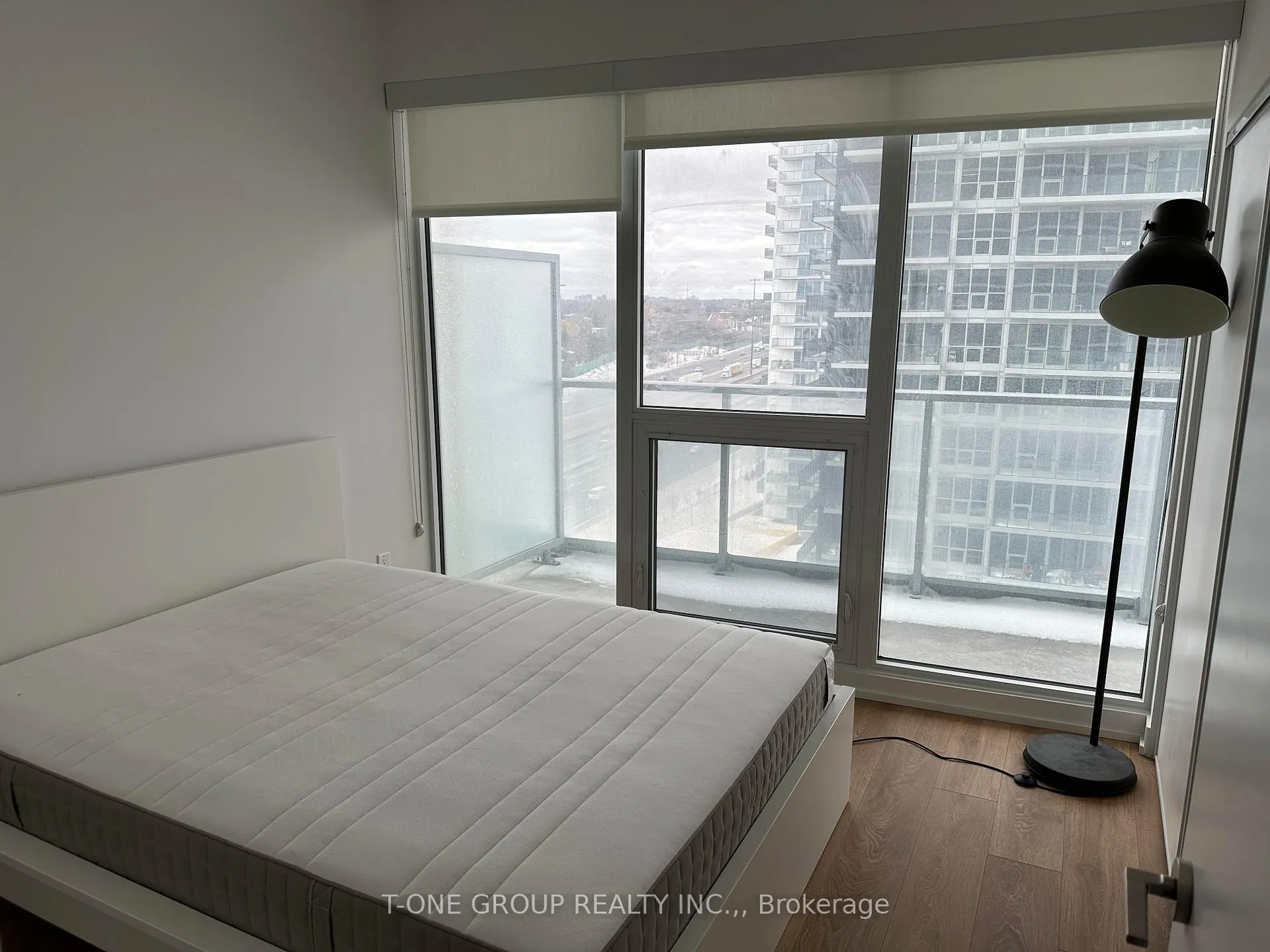 Photo 4 of Unit 1501, 115 Mcmahon Drive, North York, Bayview Village — HOMEH
