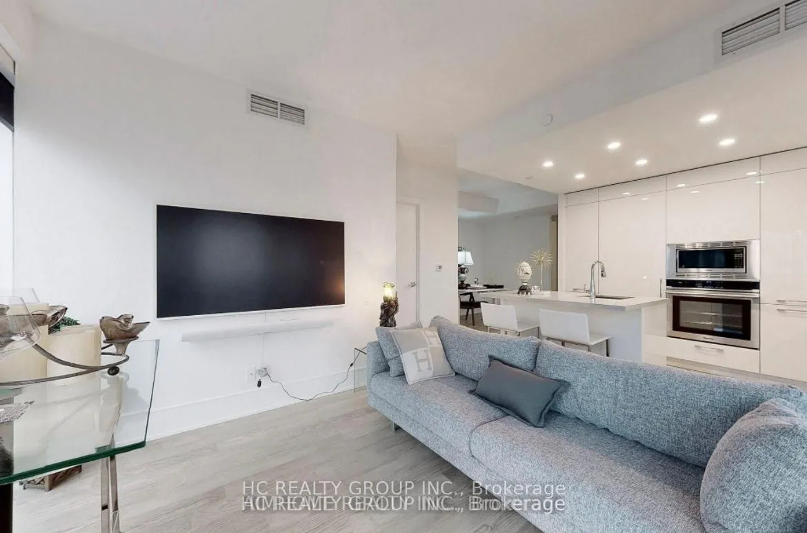 Photo 6 of Unit 1816, 1 Gloucester Street, Toronto, Church-Yonge Corridor — HOMEH