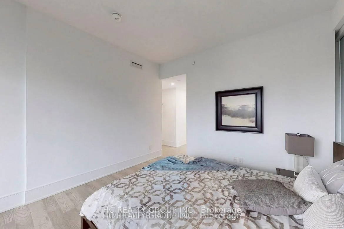 Photo 14 of Unit 1816, 1 Gloucester Street, Toronto, Church-Yonge Corridor — HOMEH