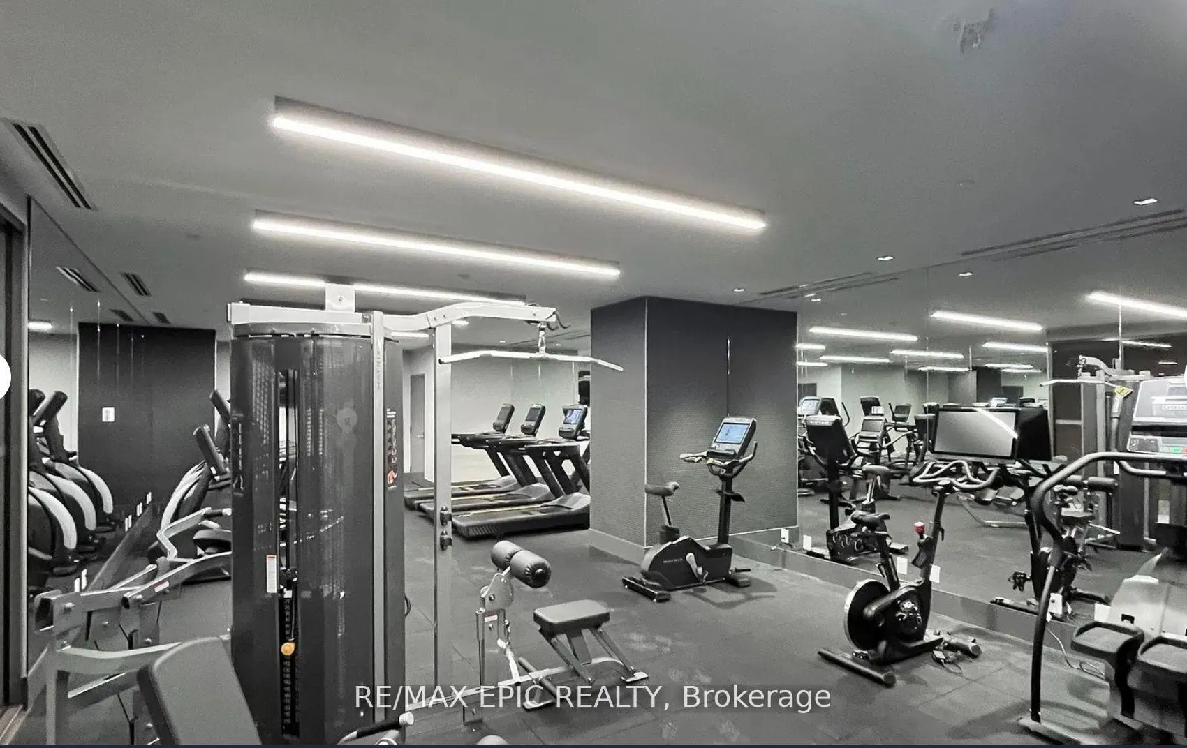 Photo 16 of Unit 1703, 8 Widmer Street, Toronto, Waterfront Communities — HOMEH