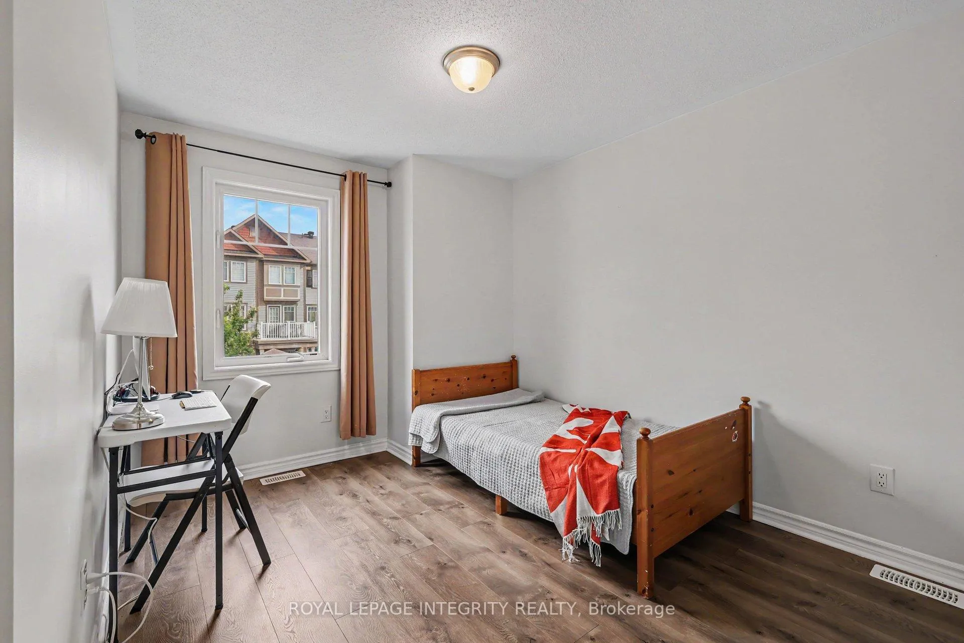 Photo 29 of 555 Foxlight Circle, Ottawa, Kanata - Emerald Meadows/Trailwest — HOMEH