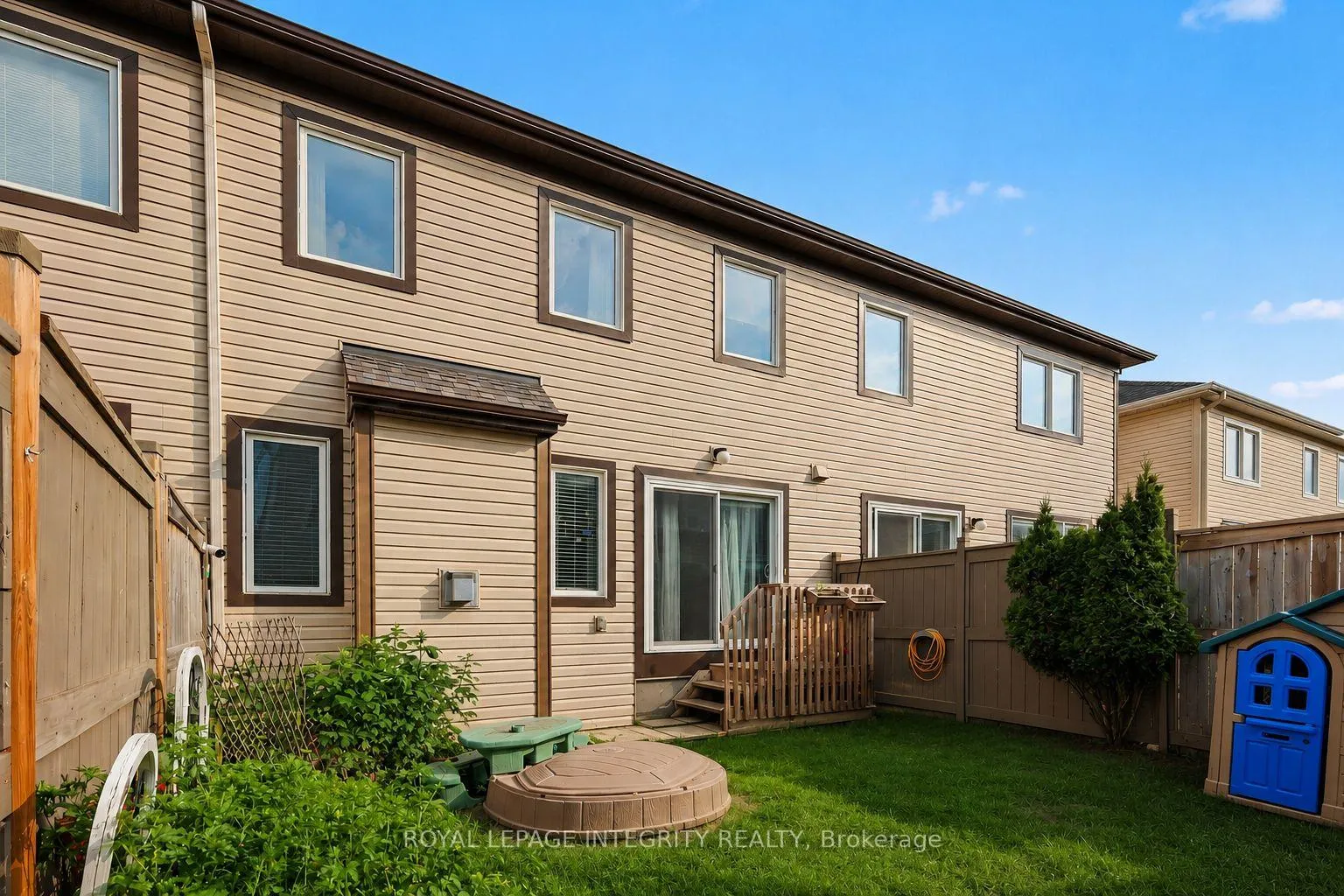 Photo 36 of 555 Foxlight Circle, Ottawa, Kanata - Emerald Meadows/Trailwest — HOMEH