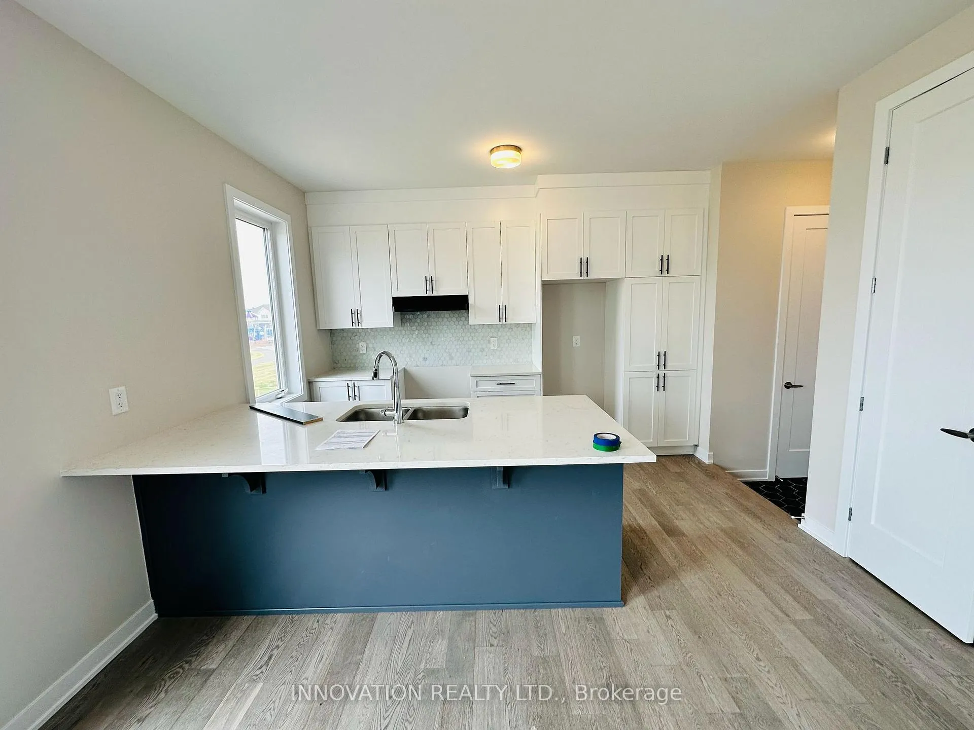 Photo 5 of 322 Canadensis Lane, Ottawa, Barrhaven - Half Moon Bay — HOMEH