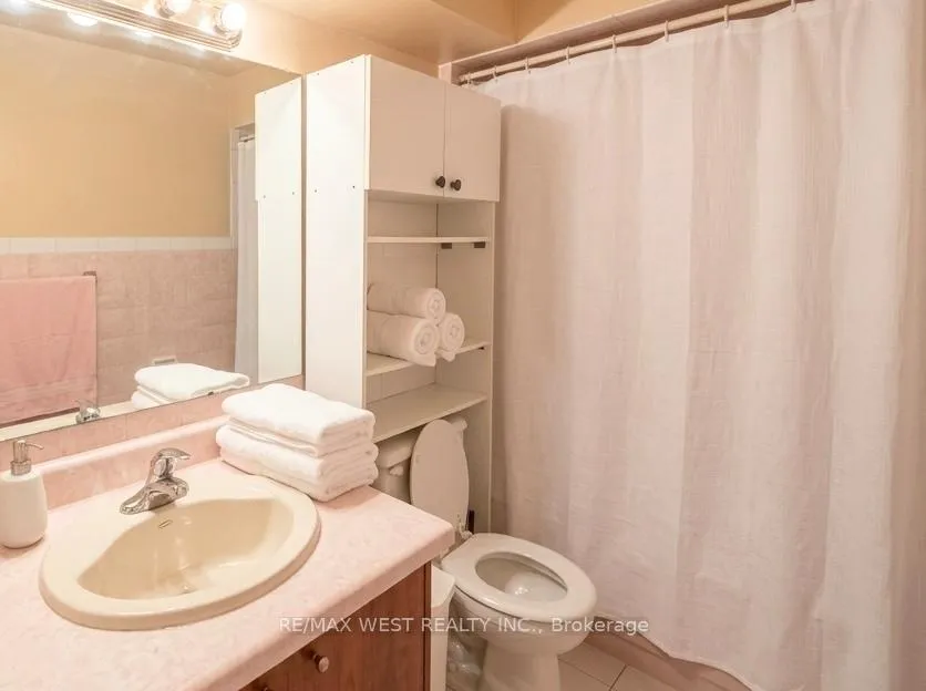 Photo 7 of Unit 3, 19 Gosford Boulevard, North York, Black Creek — HOMEH