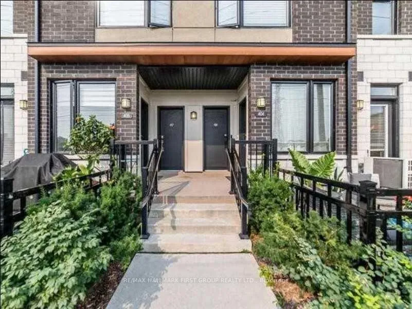 Photo 6 of Unit 417, 1555 Kingston Road, Pickering, Town Centre — HOMEH