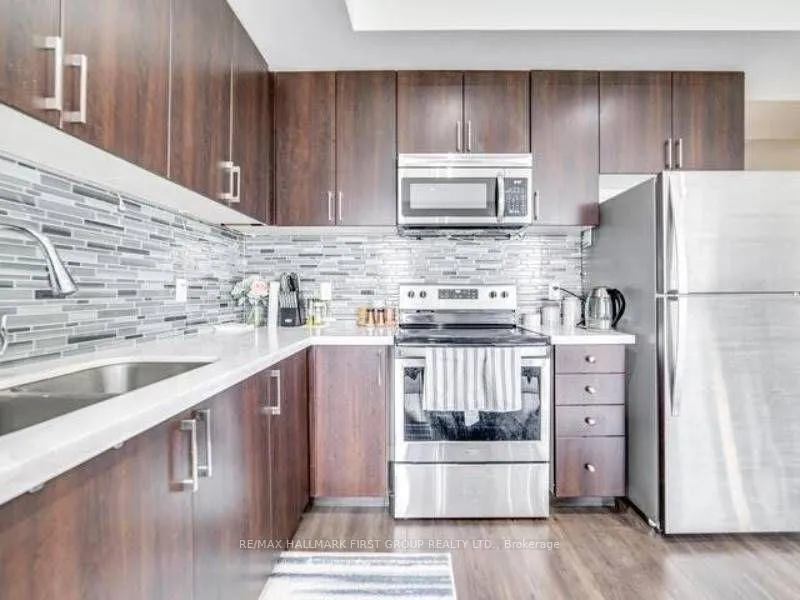 Photo 8 of Unit 417, 1555 Kingston Road, Pickering, Town Centre — HOMEH