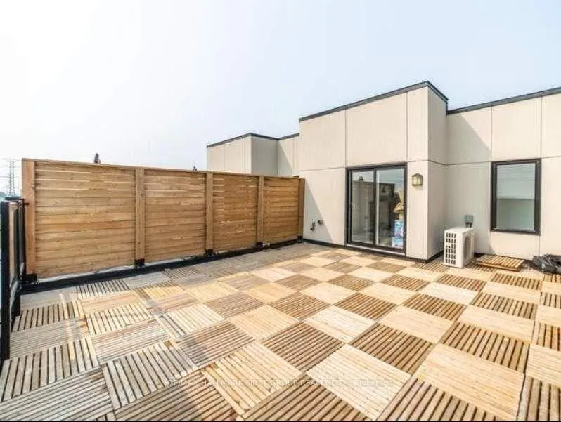 Photo 21 of Unit 417, 1555 Kingston Road, Pickering, Town Centre — HOMEH