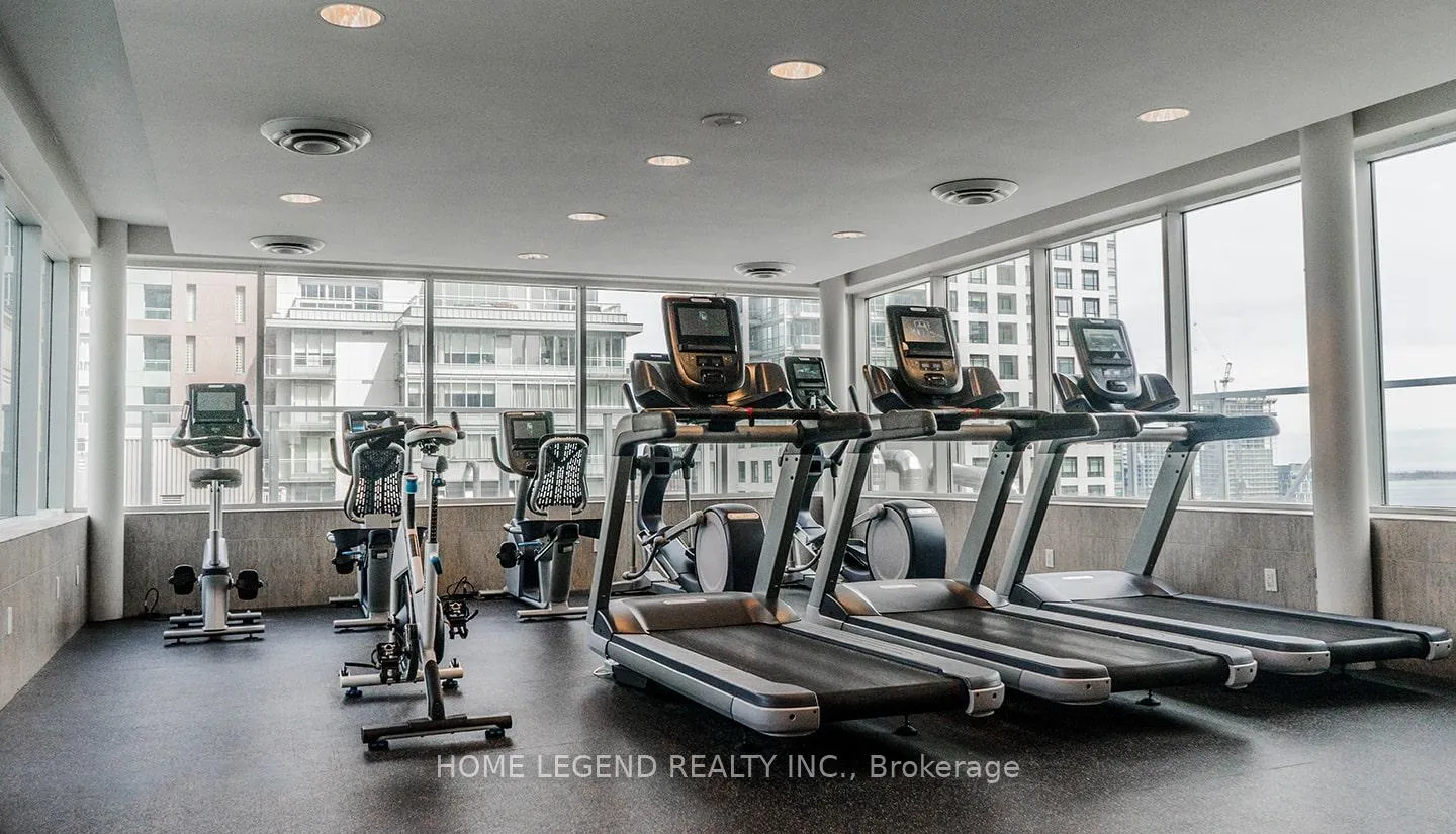Photo 4 of Unit 2705, 1 King Street W, Toronto, Bay Street Corridor — HOMEH