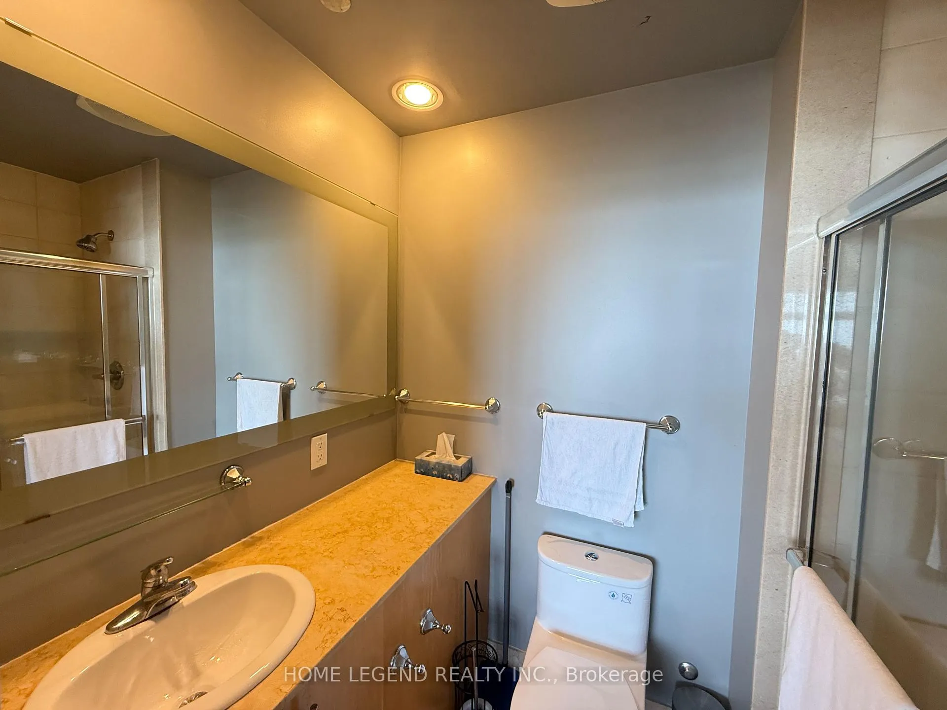 Photo 7 of Unit 2705, 1 King Street W, Toronto, Bay Street Corridor — HOMEH