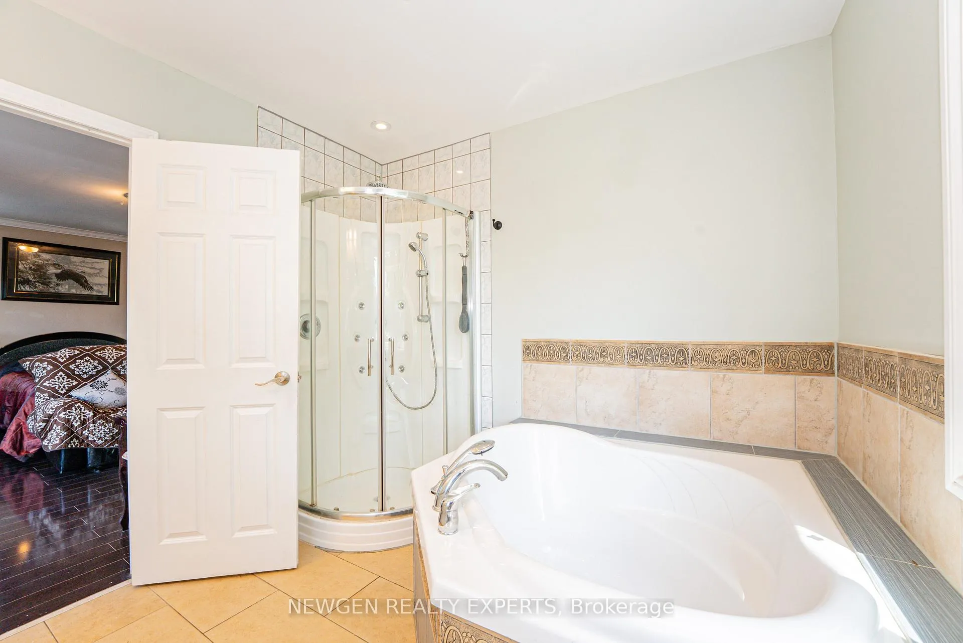 Photo 21 of 11 Benway Drive, Etobicoke, Rexdale-Kipling — HOMEH
