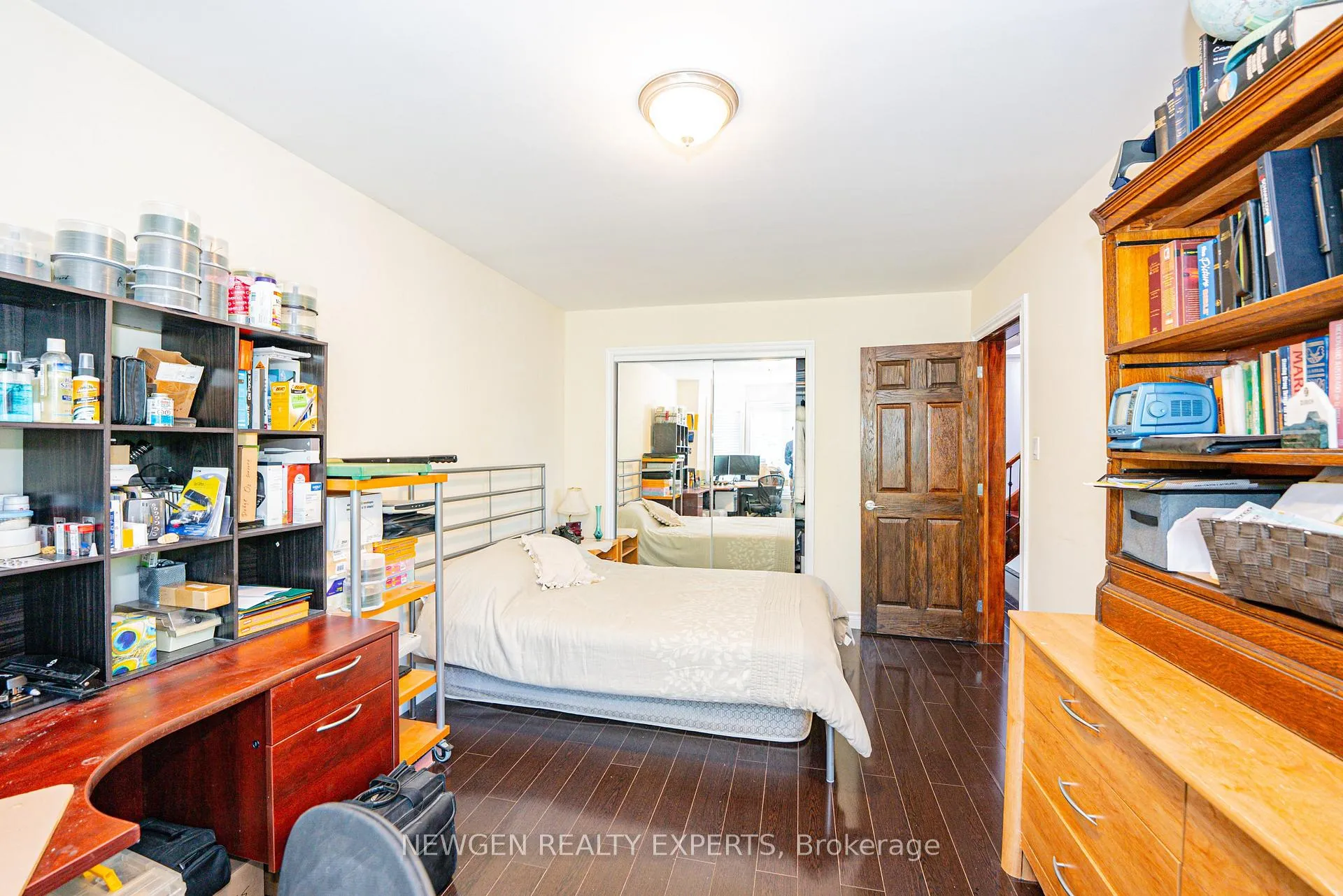 Photo 24 of 11 Benway Drive, Etobicoke, Rexdale-Kipling — HOMEH