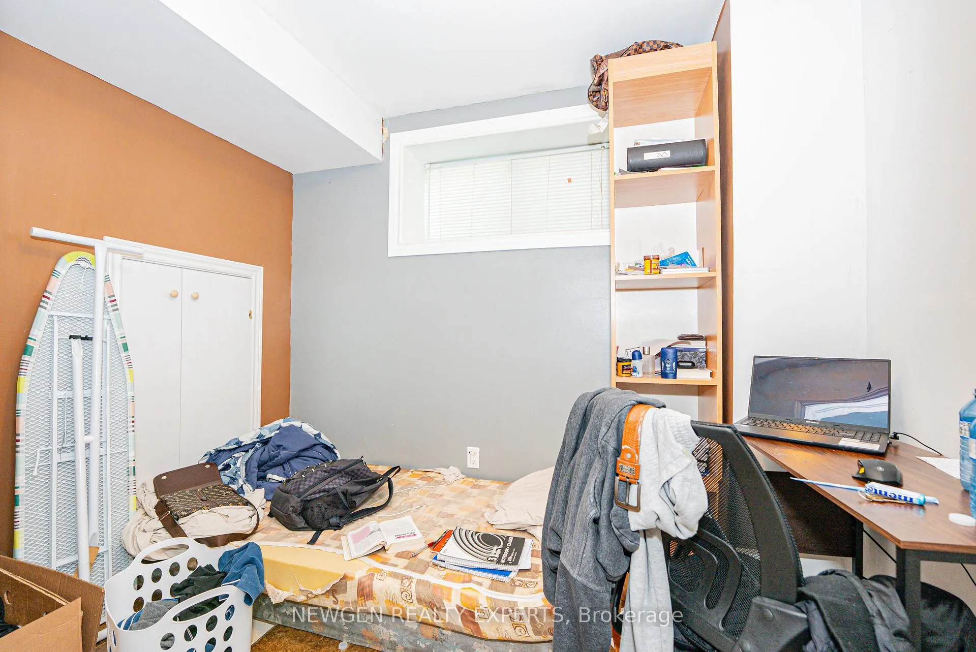 Photo 36 of 11 Benway Drive, Etobicoke, Rexdale-Kipling — HOMEH