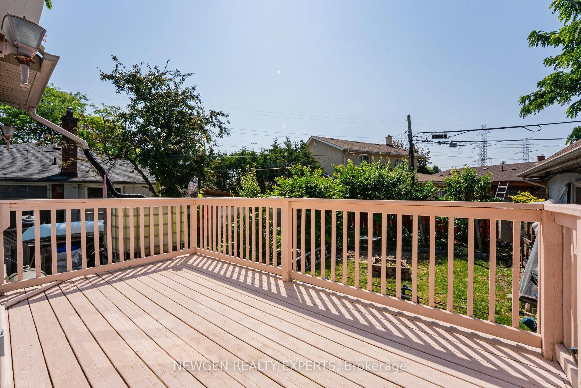 Photo 41 of 11 Benway Drive, Etobicoke, Rexdale-Kipling — HOMEH