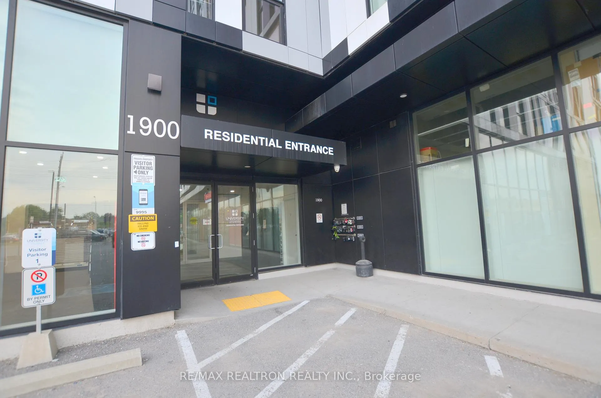 Photo 3 of Unit 716, 1900 Simcoe Street N, Oshawa, Samac — HOMEH