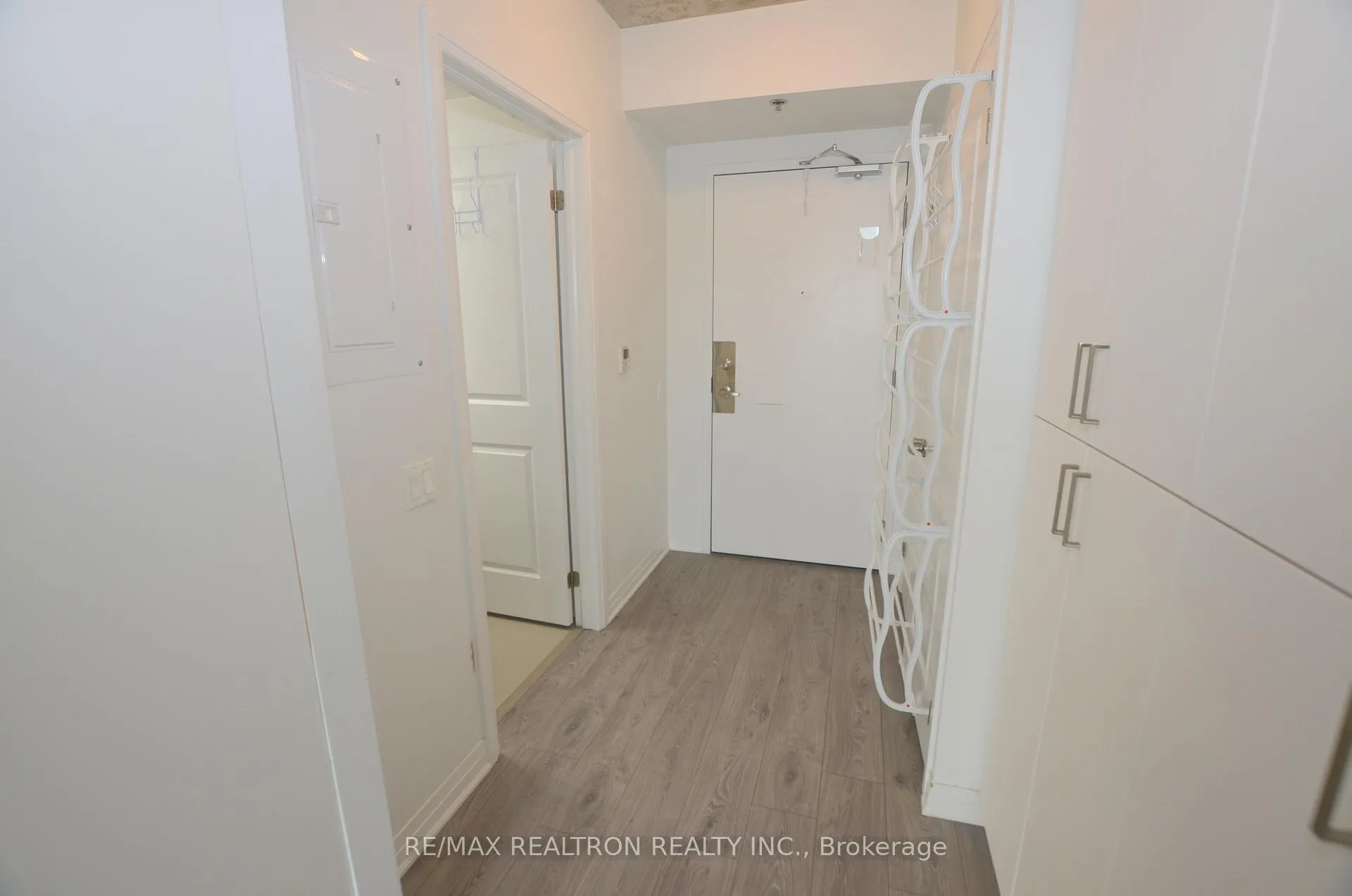 Photo 10 of Unit 716, 1900 Simcoe Street N, Oshawa, Samac — HOMEH