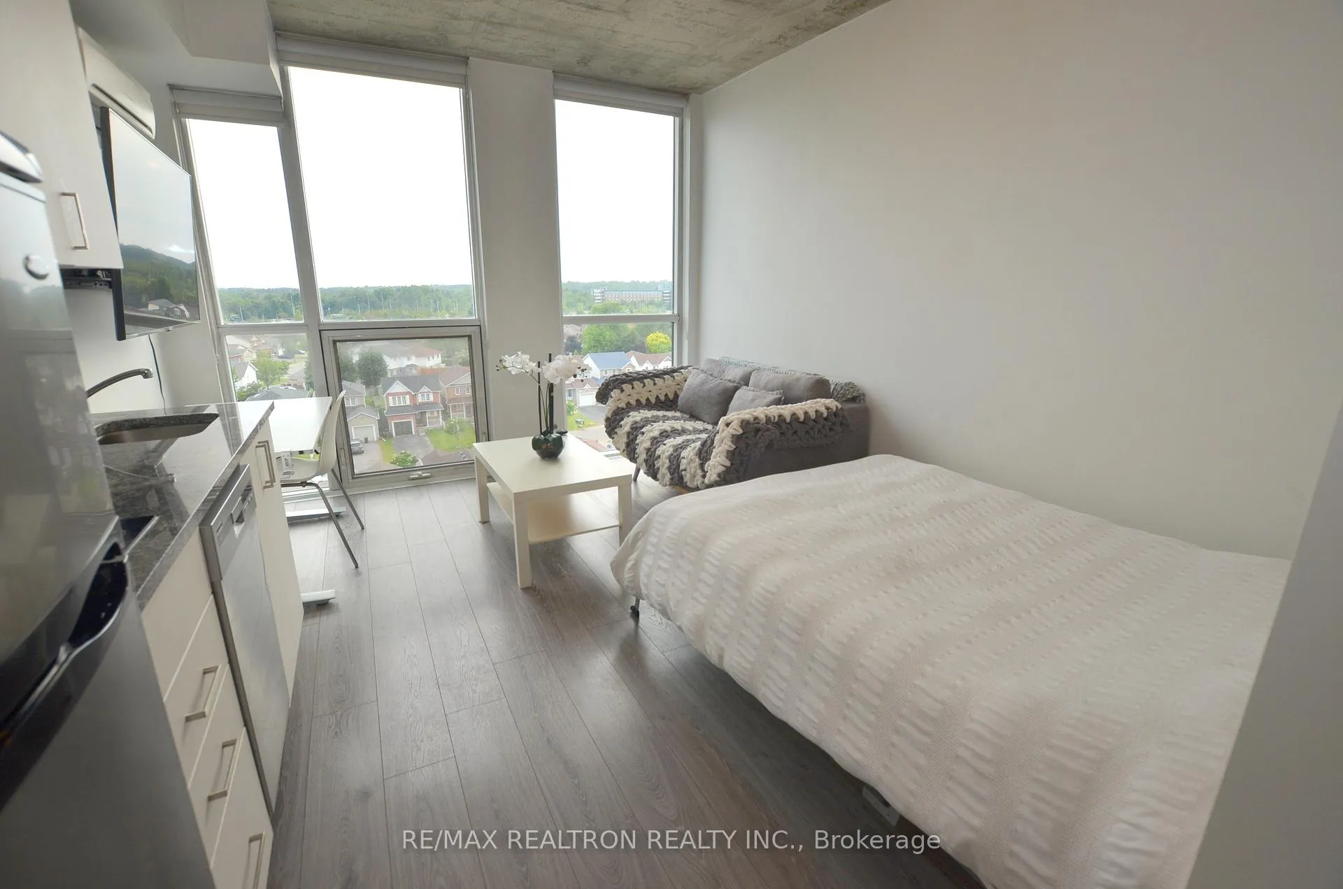 Photo 12 of Unit 716, 1900 Simcoe Street N, Oshawa, Samac — HOMEH