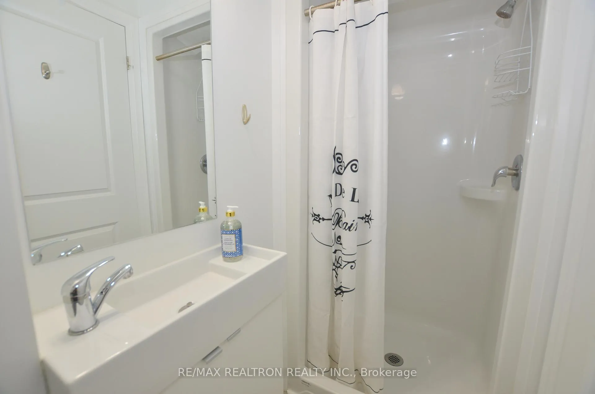 Photo 15 of Unit 716, 1900 Simcoe Street N, Oshawa, Samac — HOMEH