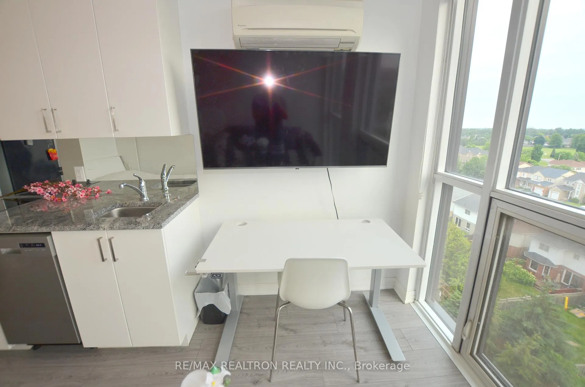 Photo 19 of Unit 716, 1900 Simcoe Street N, Oshawa, Samac — HOMEH