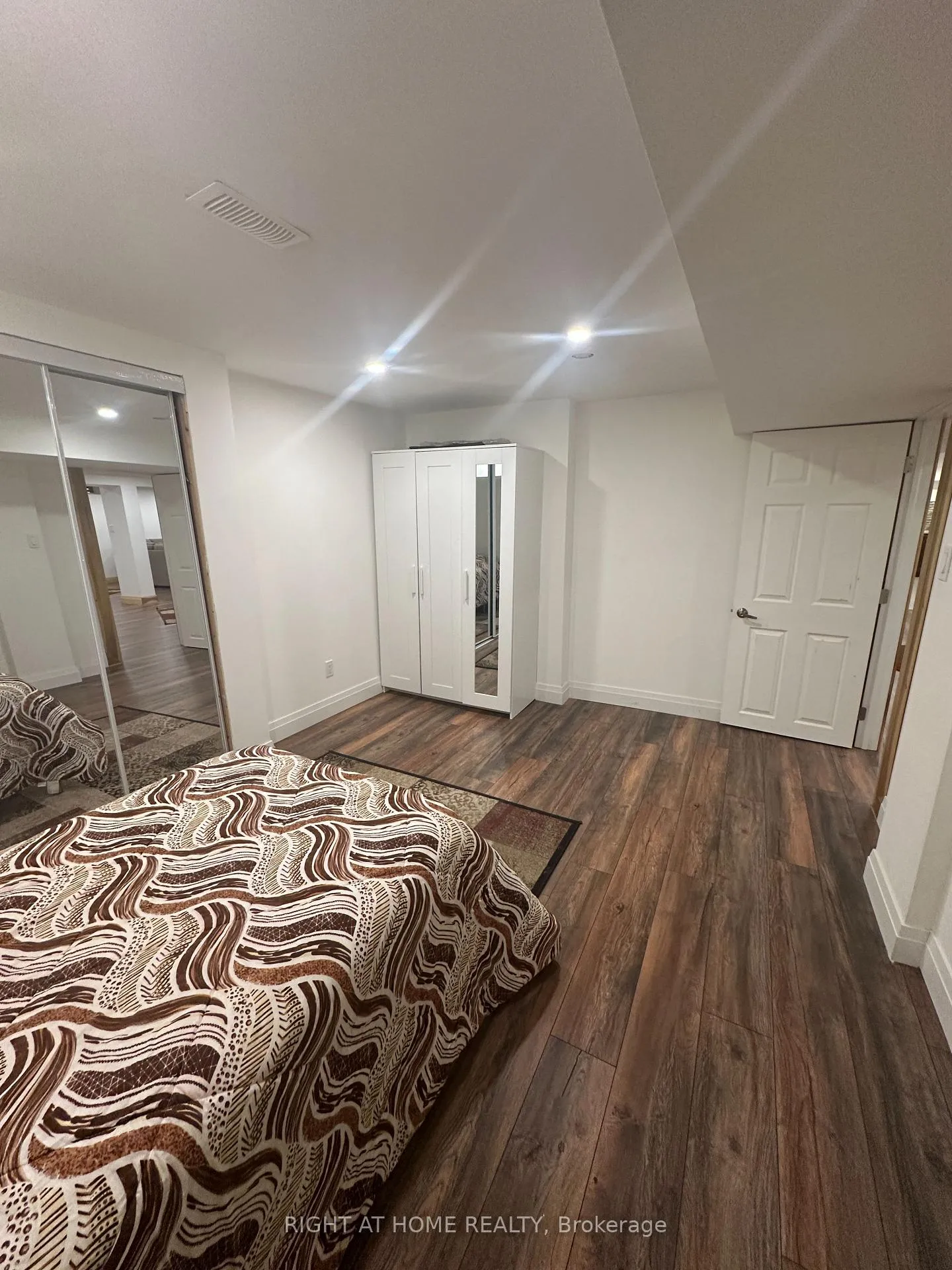 Photo 10 of Unit Basement, 158 Cooperage Crescent E, Richmond Hill, Westbrook — HOMEH