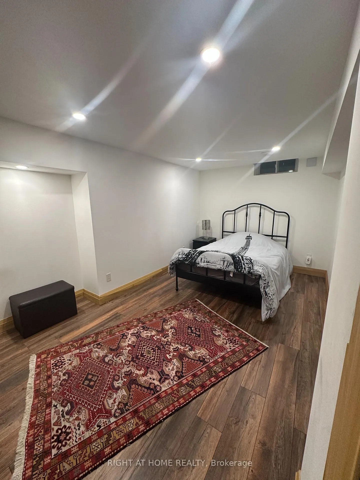 Photo 12 of Unit Basement, 158 Cooperage Crescent E, Richmond Hill, Westbrook — HOMEH