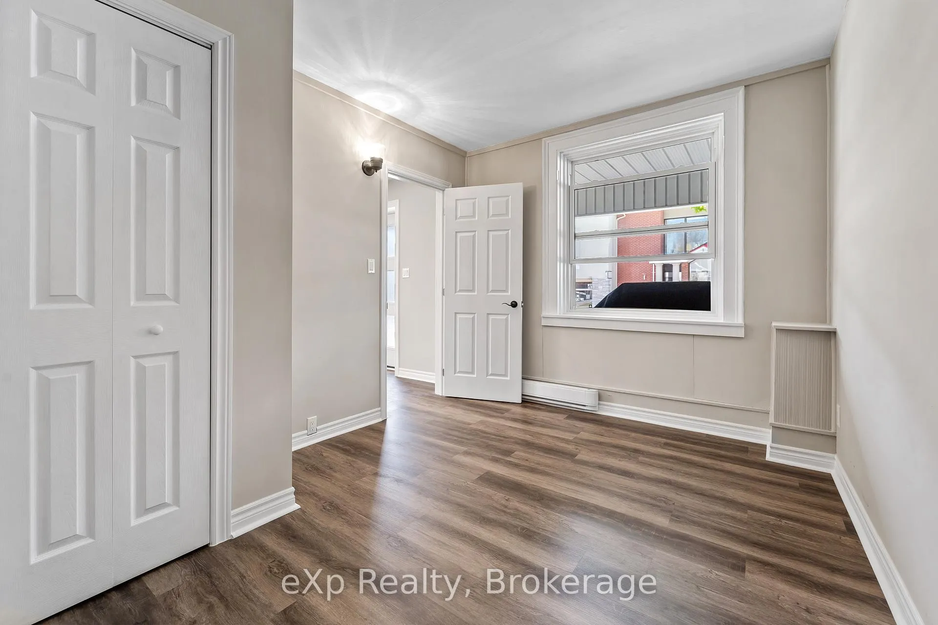 Photo 7 of Unit Unit B, 44 West Front Street, Stirling-Rawdon, Stirling Ward — HOMEH