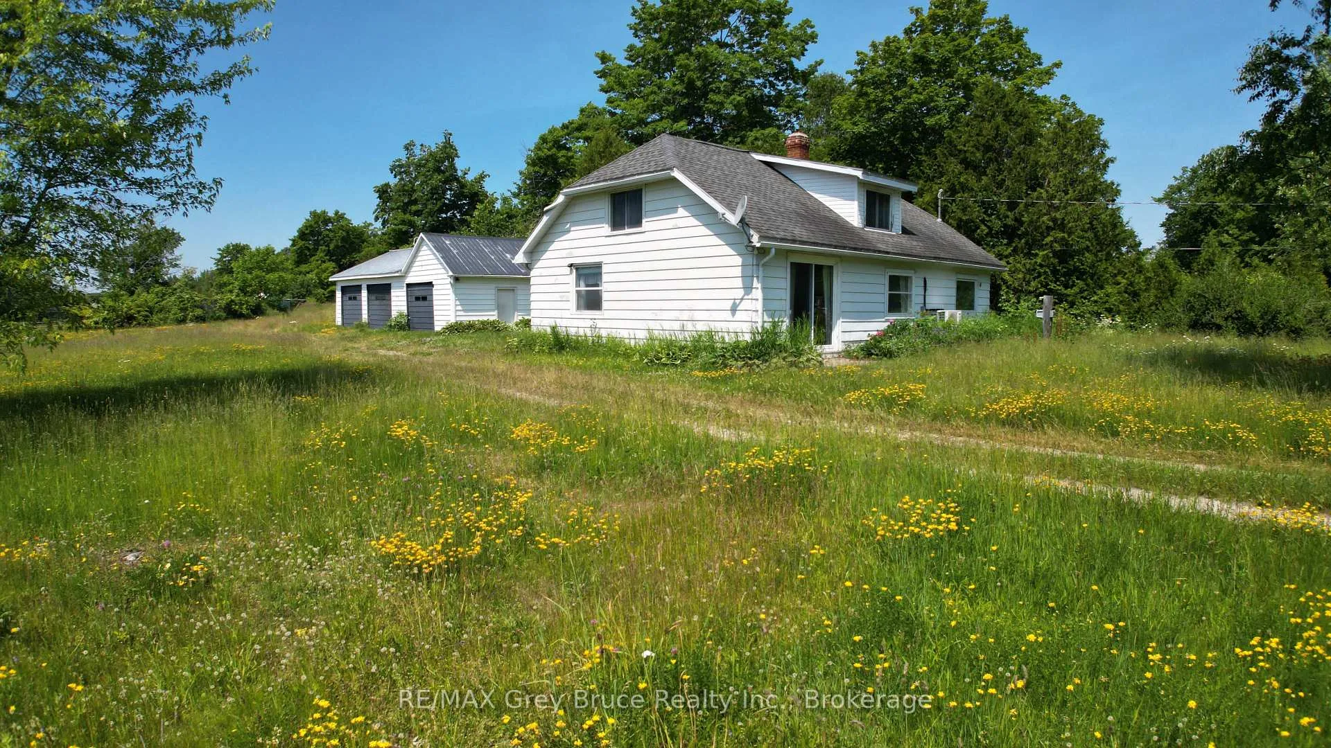 Photo 3 of 43 Bartley Drive, Northern Bruce Peninsula — HOMEH