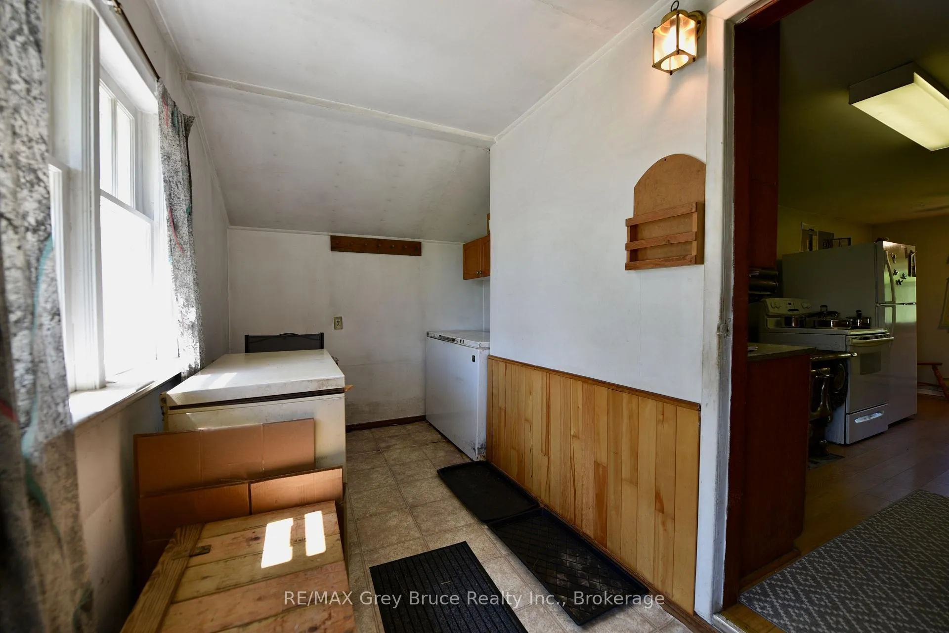 Photo 18 of 43 Bartley Drive, Northern Bruce Peninsula — HOMEH