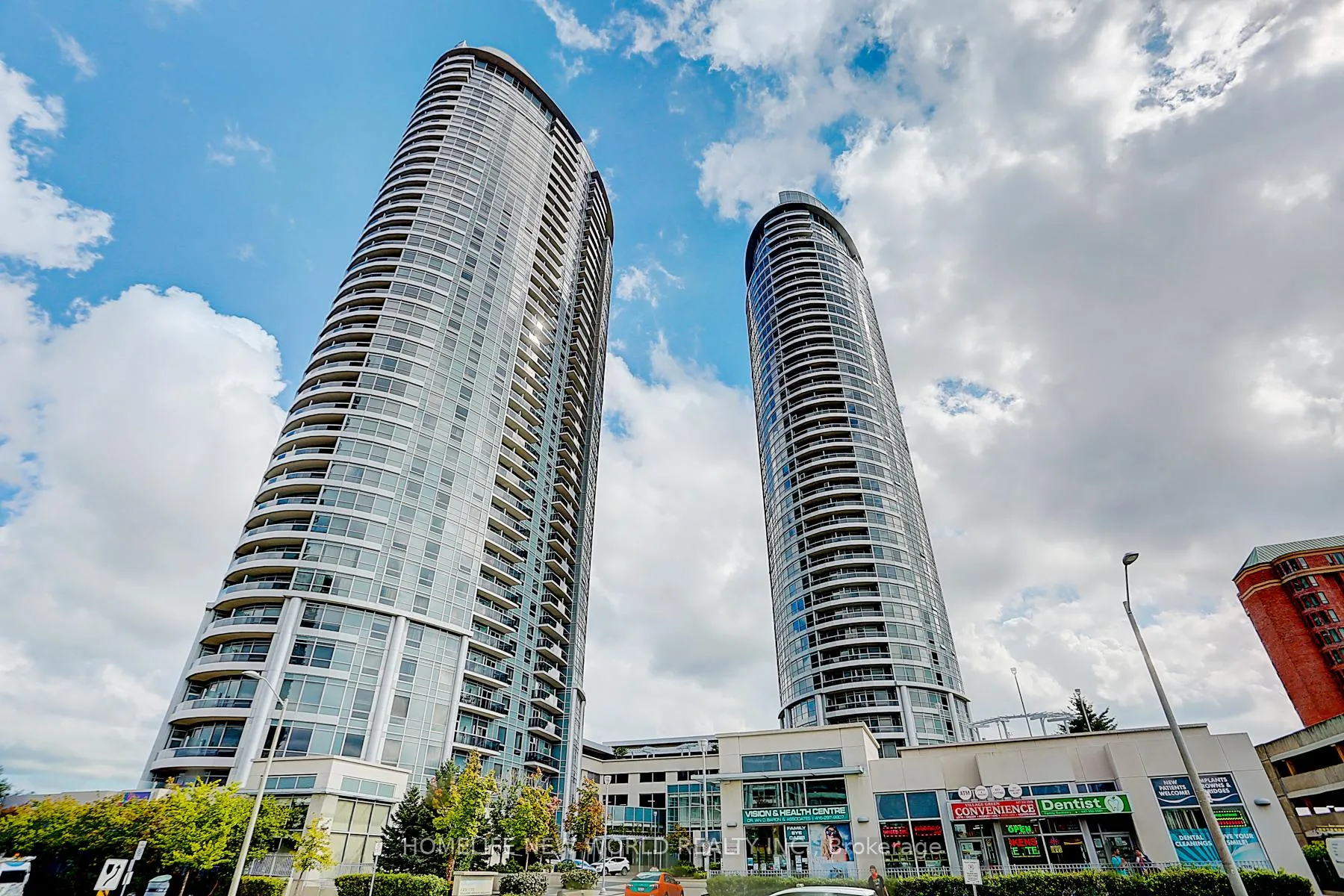 Photo 1 of Unit 923, 135 Village Green Square, Scarborough, Agincourt South-Malvern West — HOMEH