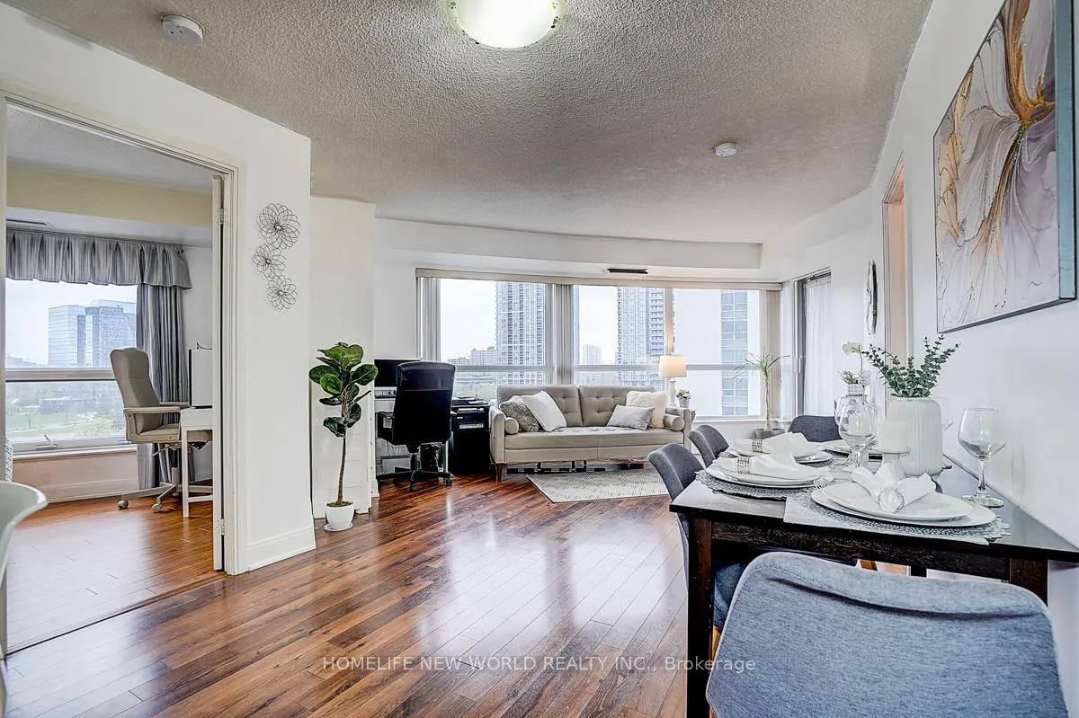 Photo 26 of Unit 923, 135 Village Green Square, Scarborough, Agincourt South-Malvern West — HOMEH