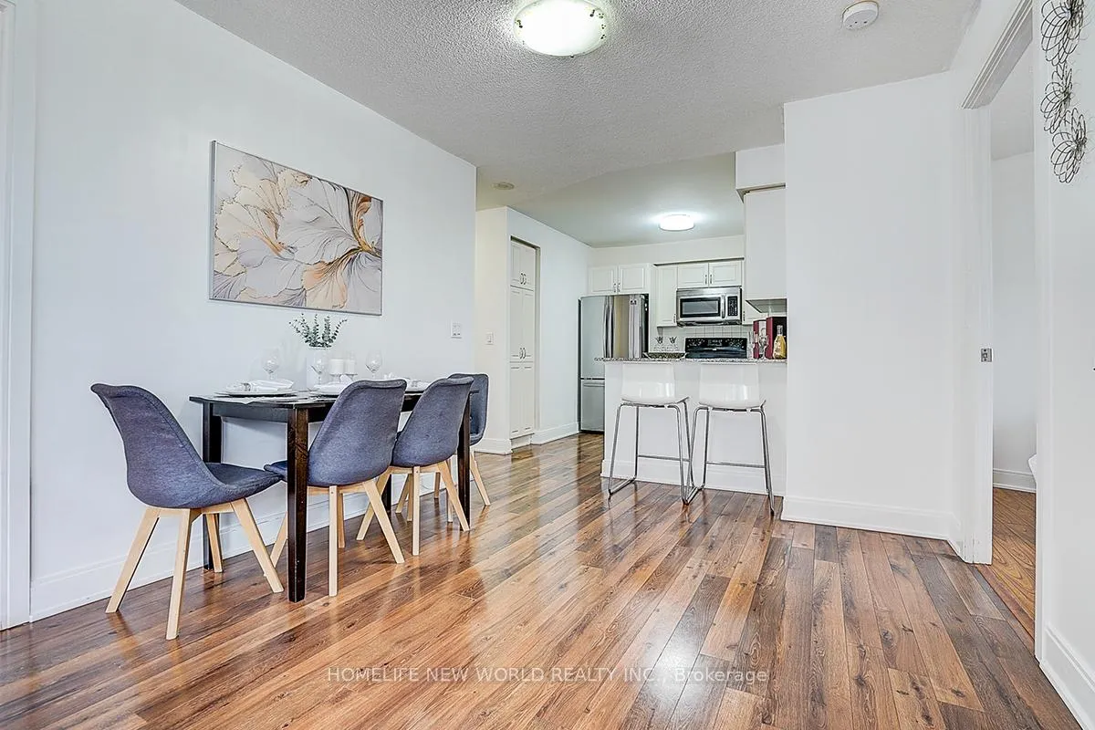 Photo 30 of Unit 923, 135 Village Green Square, Scarborough, Agincourt South-Malvern West — HOMEH