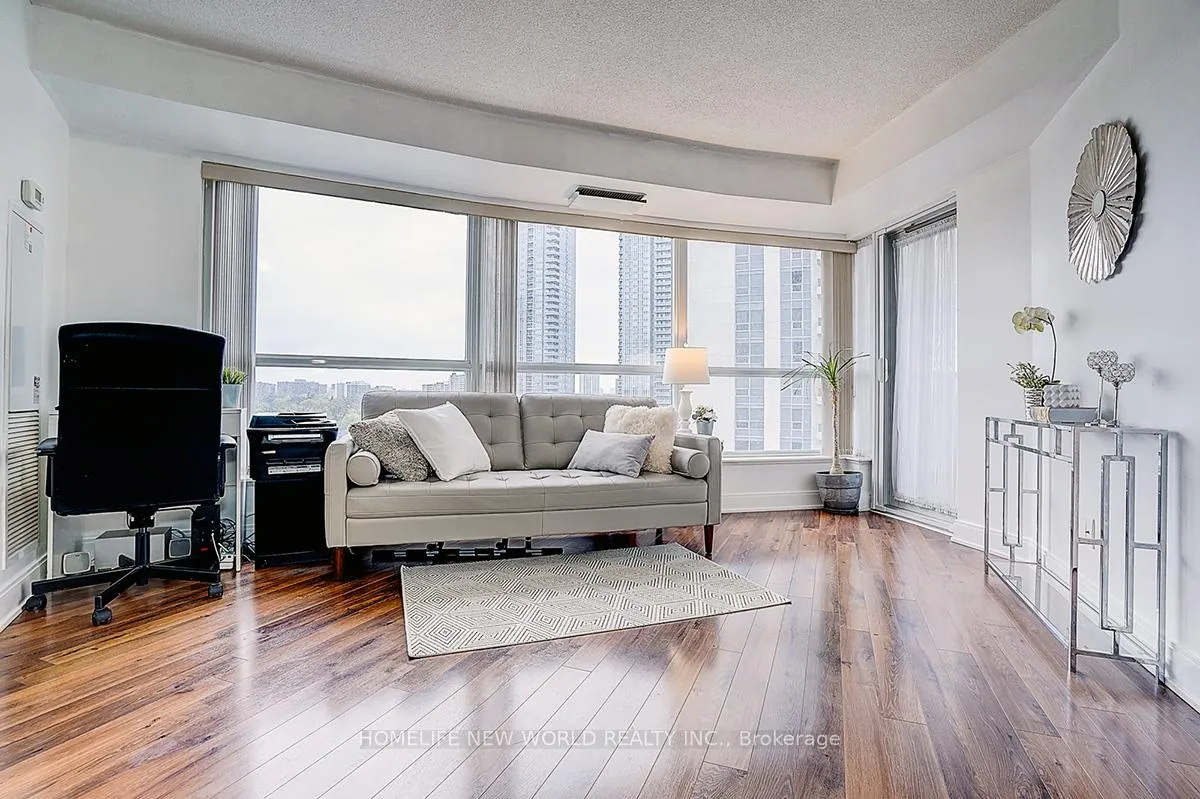 Photo 49 of Unit 923, 135 Village Green Square, Scarborough, Agincourt South-Malvern West — HOMEH