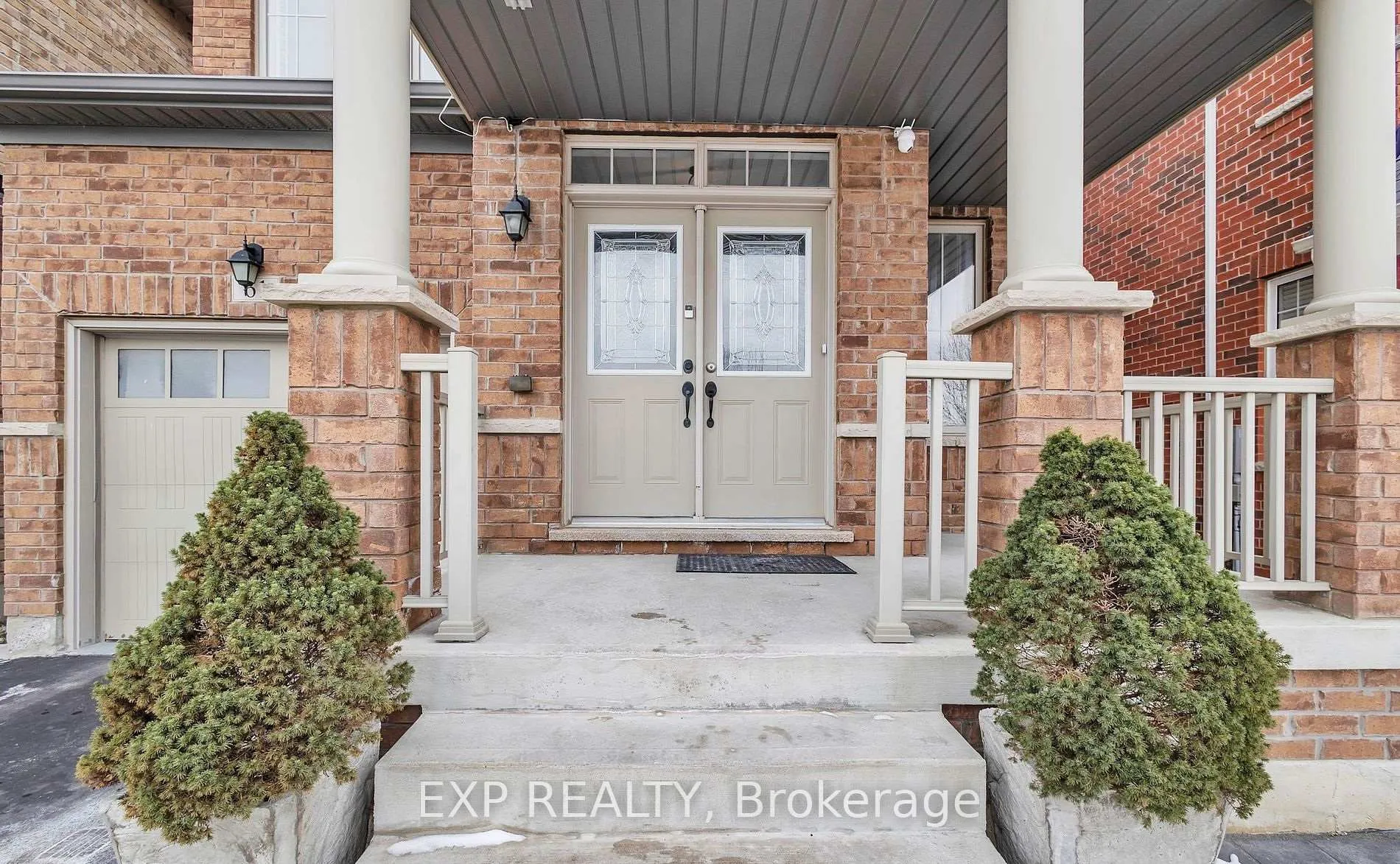 Photo 2 of 61 Richler Avenue, Vaughan, Kleinburg — HOMEH