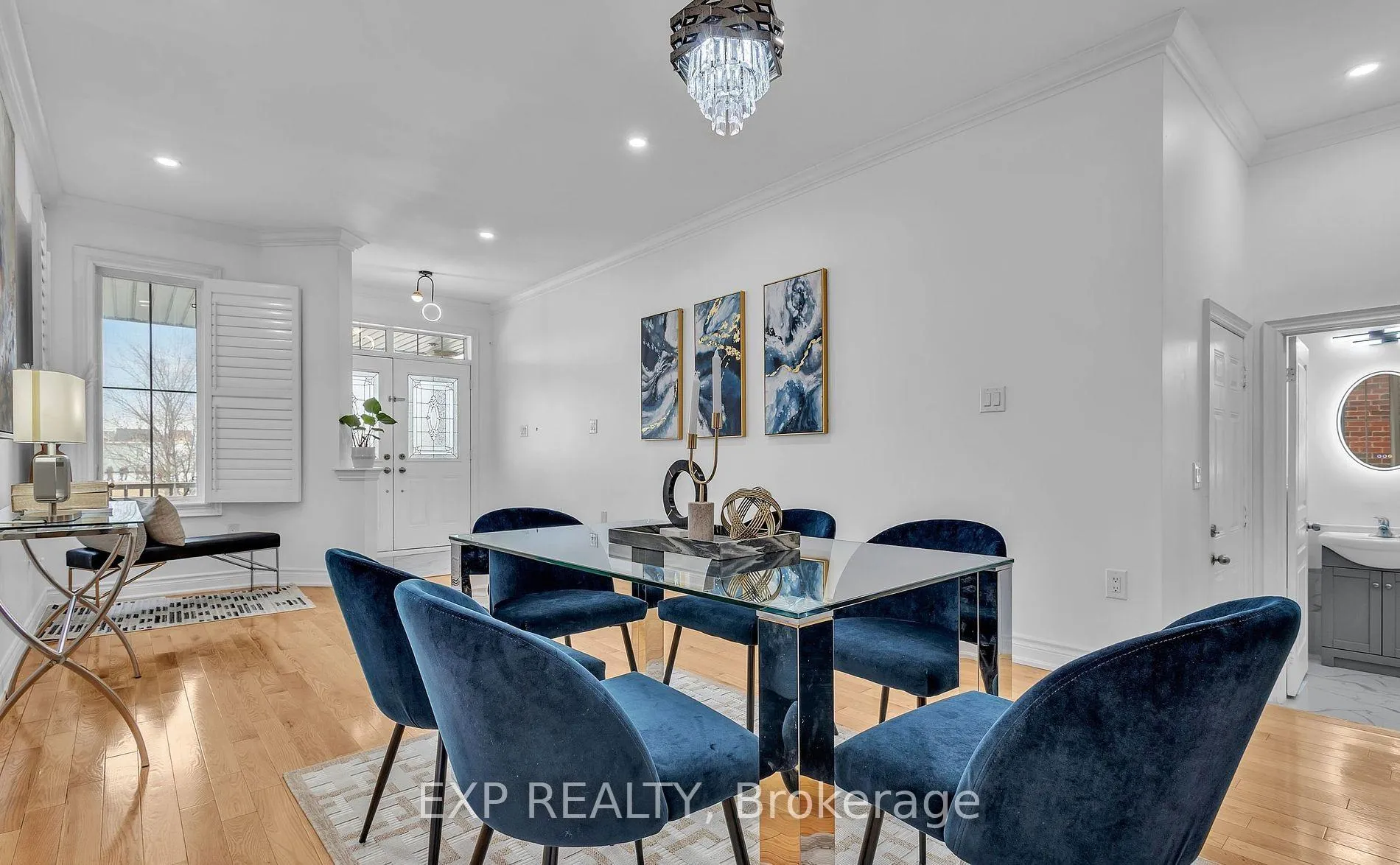Photo 5 of 61 Richler Avenue, Vaughan, Kleinburg — HOMEH