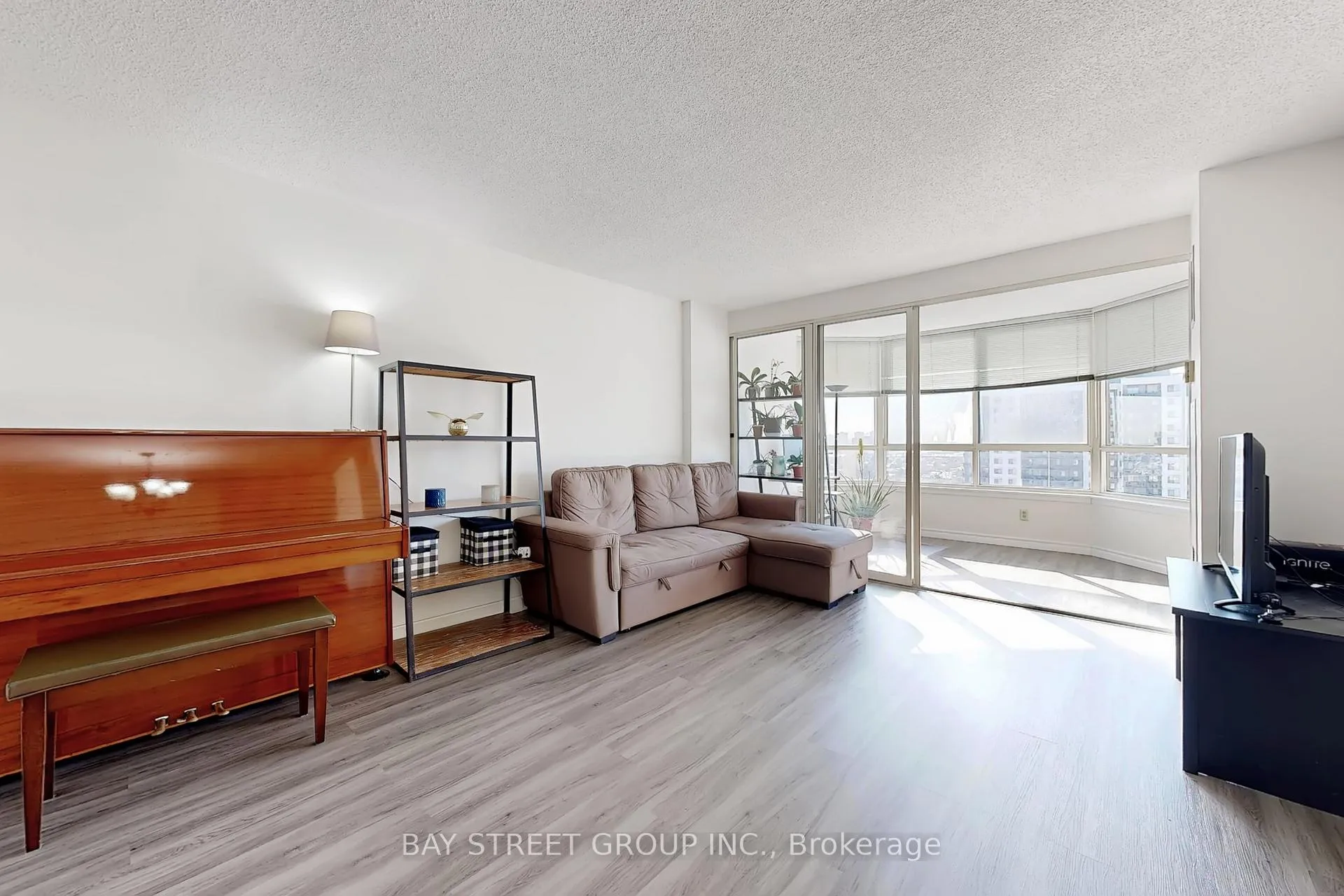 Photo 5 of Unit 1708, 275 Bamburgh Circle, Scarborough, Steeles — HOMEH