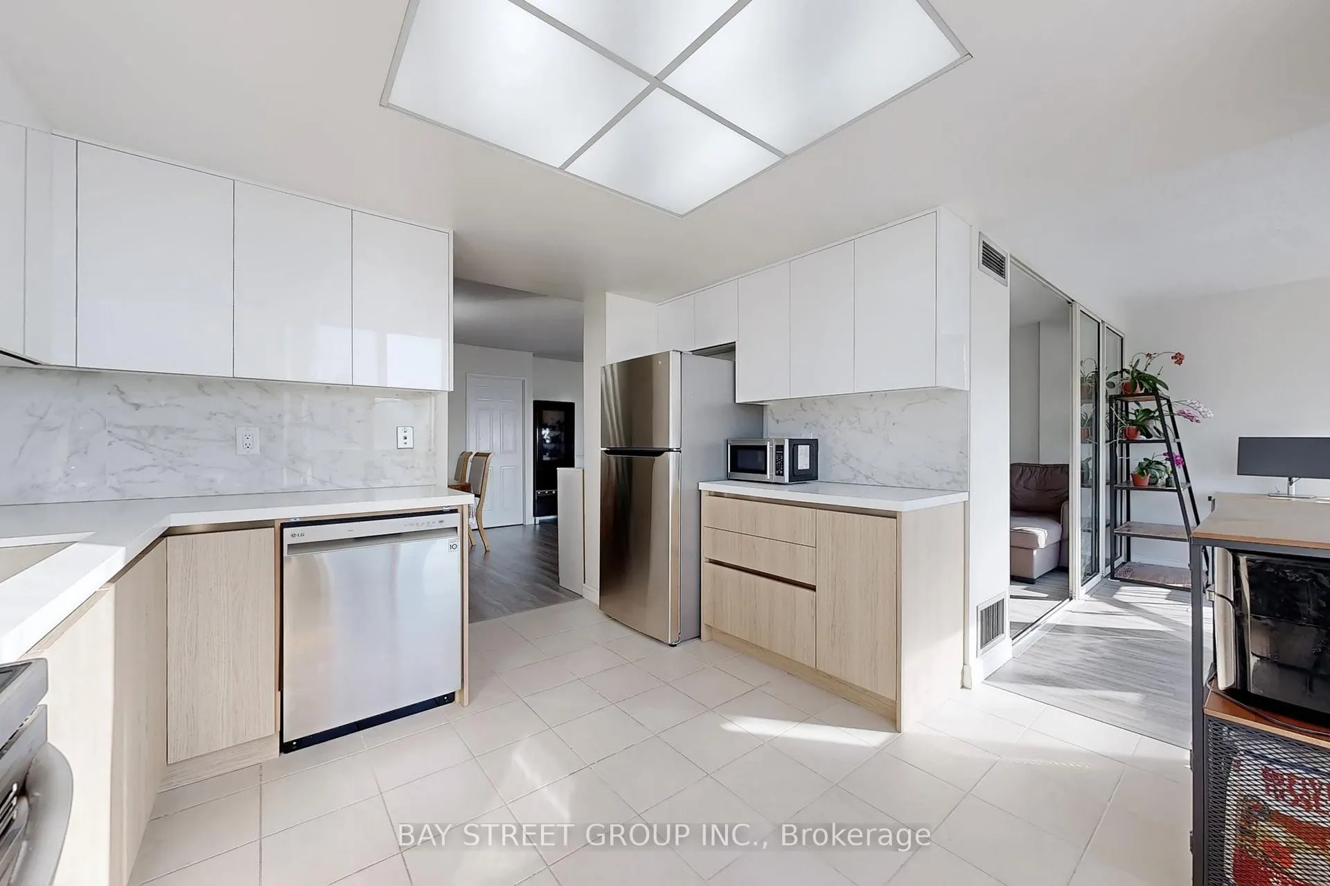 Photo 15 of Unit 1708, 275 Bamburgh Circle, Scarborough, Steeles — HOMEH