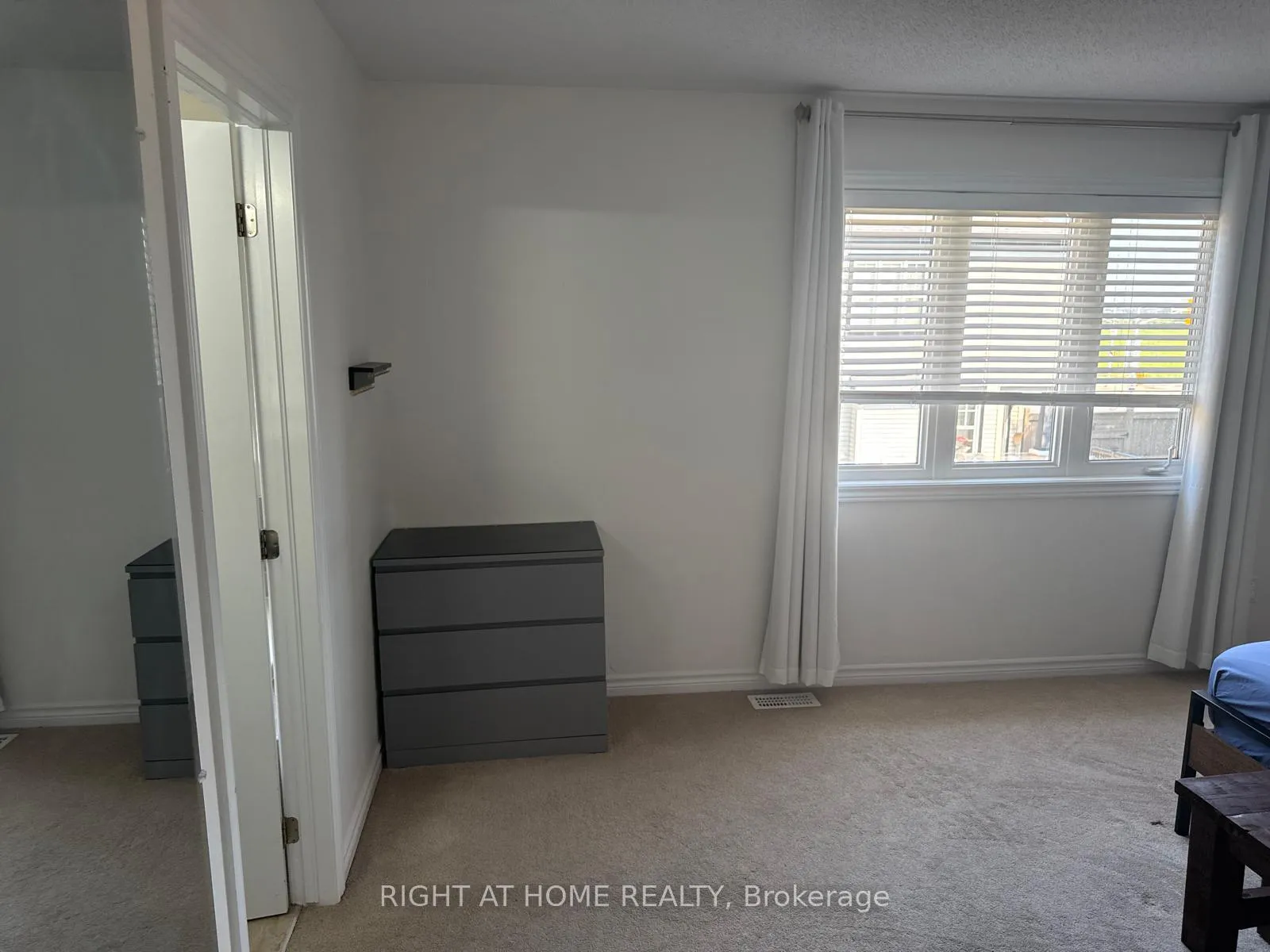 Photo 7 of 371 Vendevale Avenue, Ottawa, Stittsville (North) — HOMEH