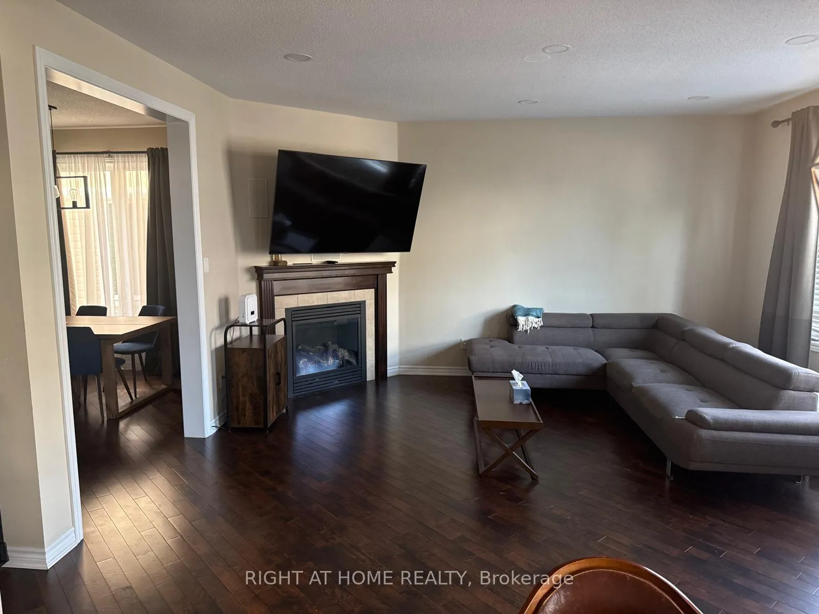 Photo 14 of 371 Vendevale Avenue, Ottawa, Stittsville (North) — HOMEH