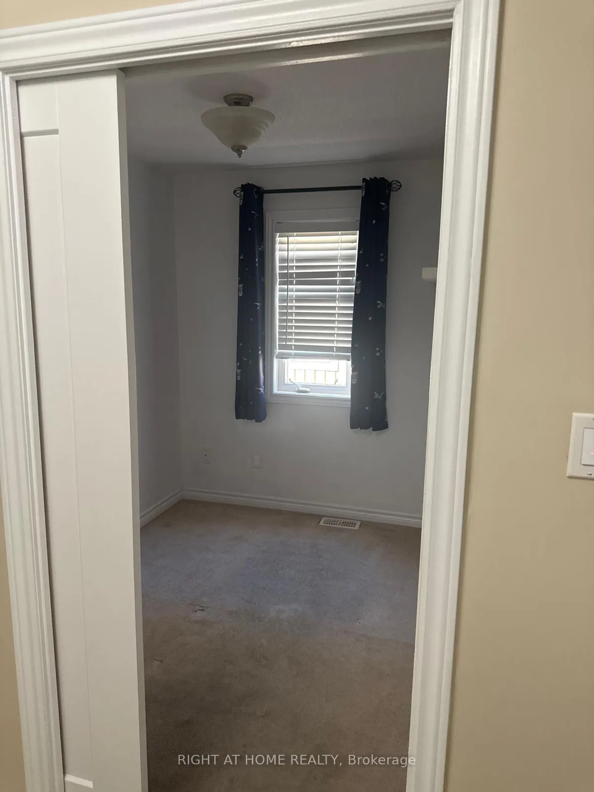 Photo 28 of 371 Vendevale Avenue, Ottawa, Stittsville (North) — HOMEH