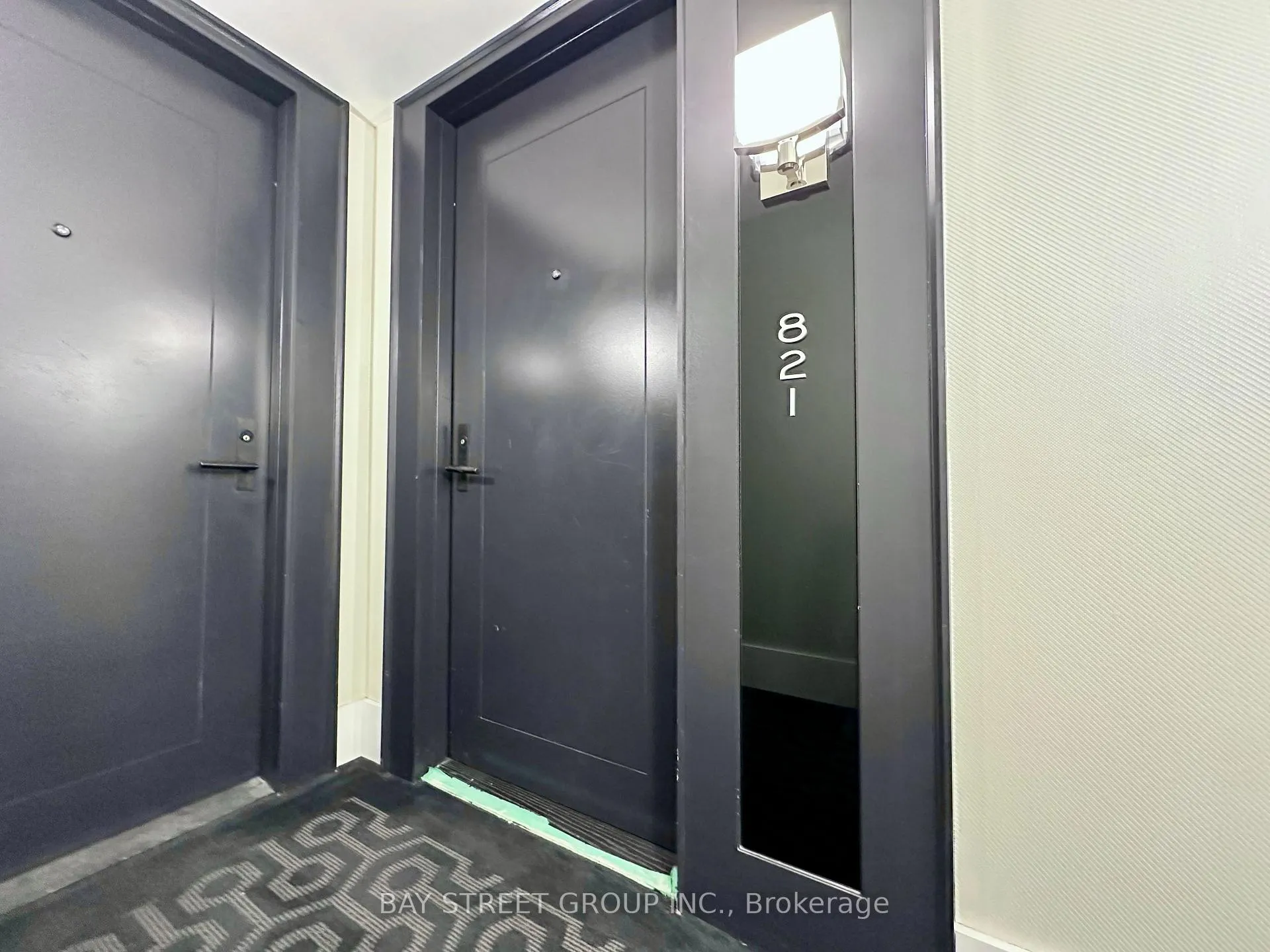 Photo 3 of Unit 821, 955 Bay Street, Toronto, Bay Street Corridor — HOMEH