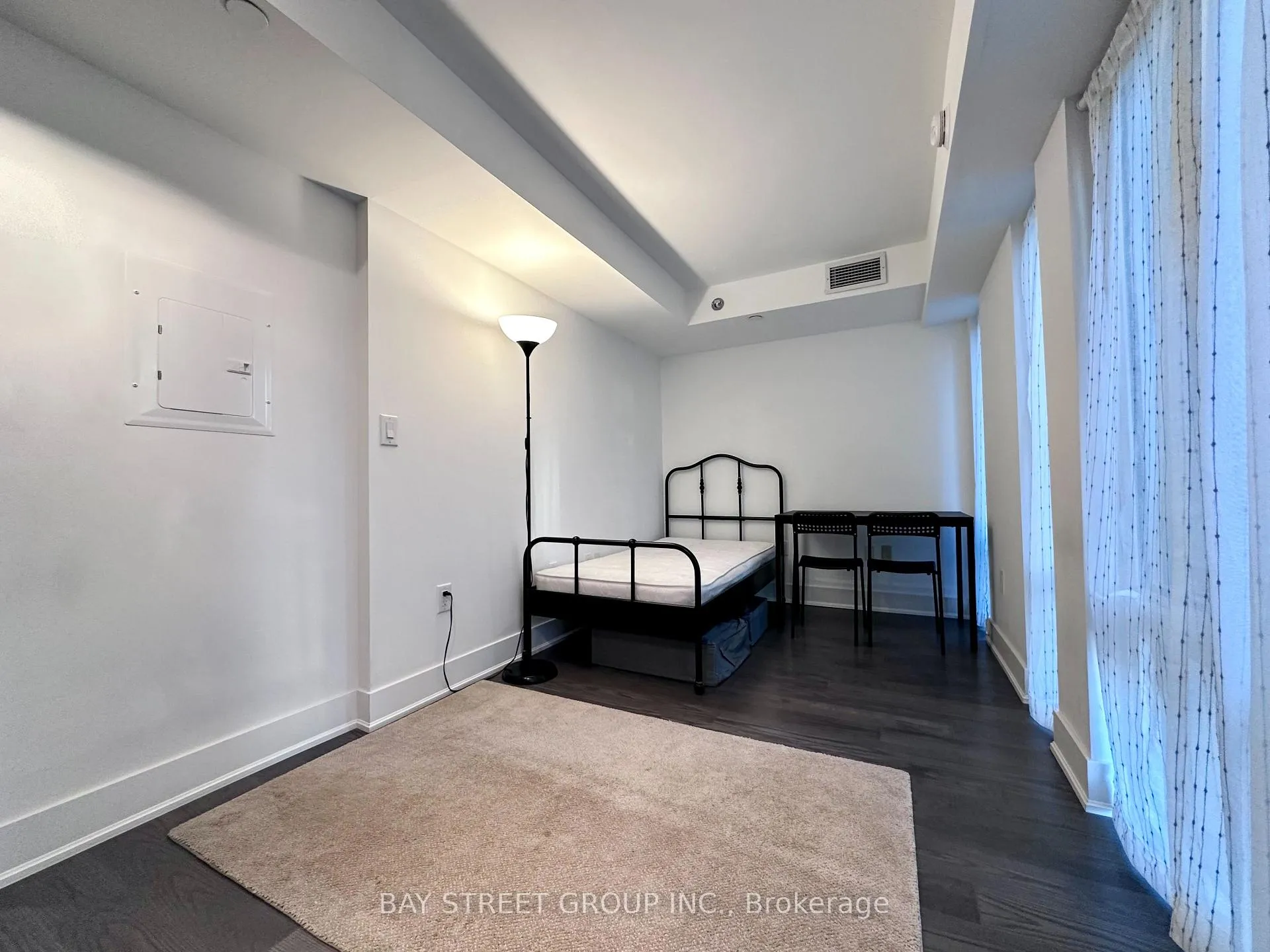 Photo 10 of Unit 821, 955 Bay Street, Toronto, Bay Street Corridor — HOMEH