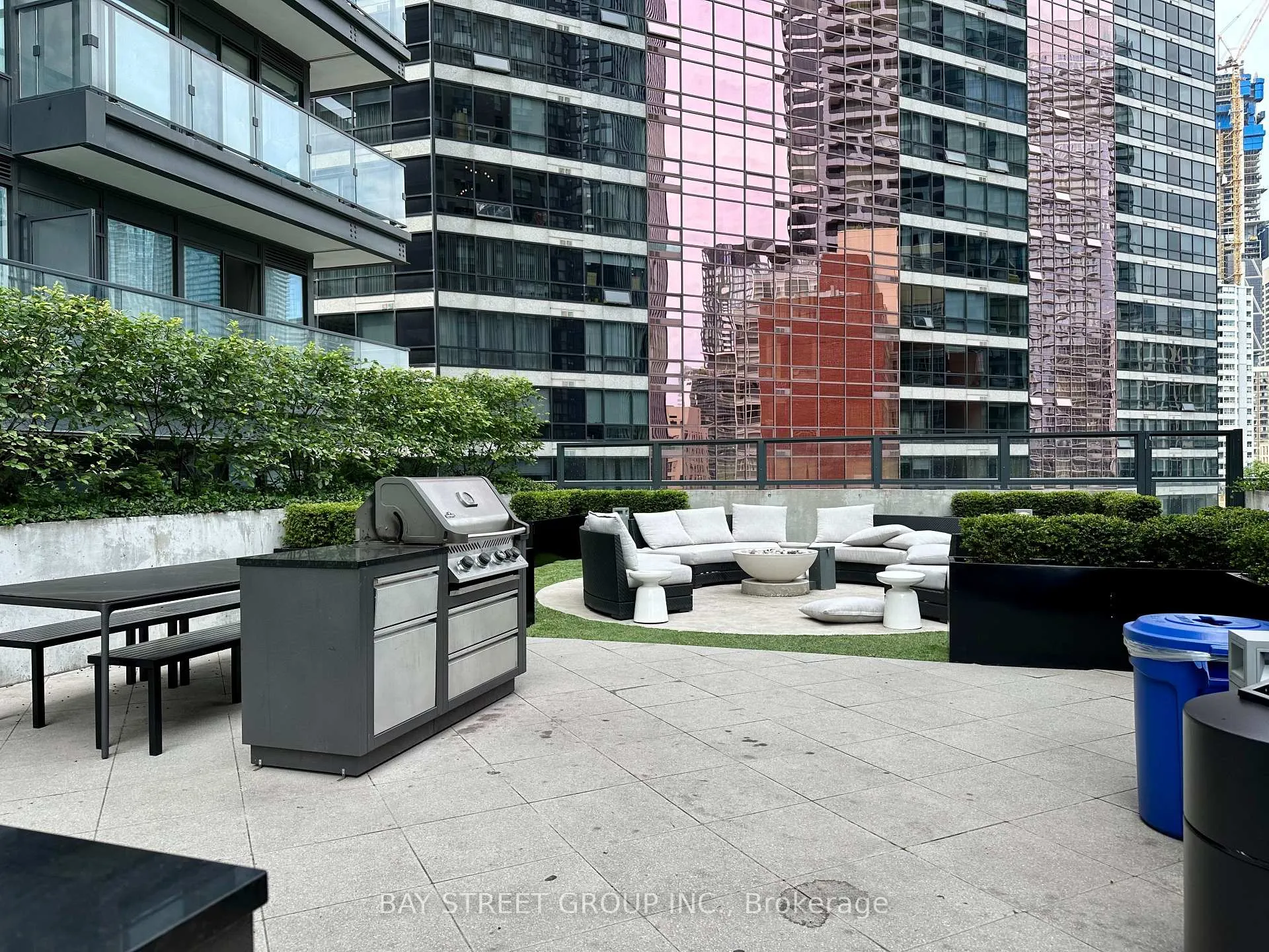 Photo 19 of Unit 821, 955 Bay Street, Toronto, Bay Street Corridor — HOMEH